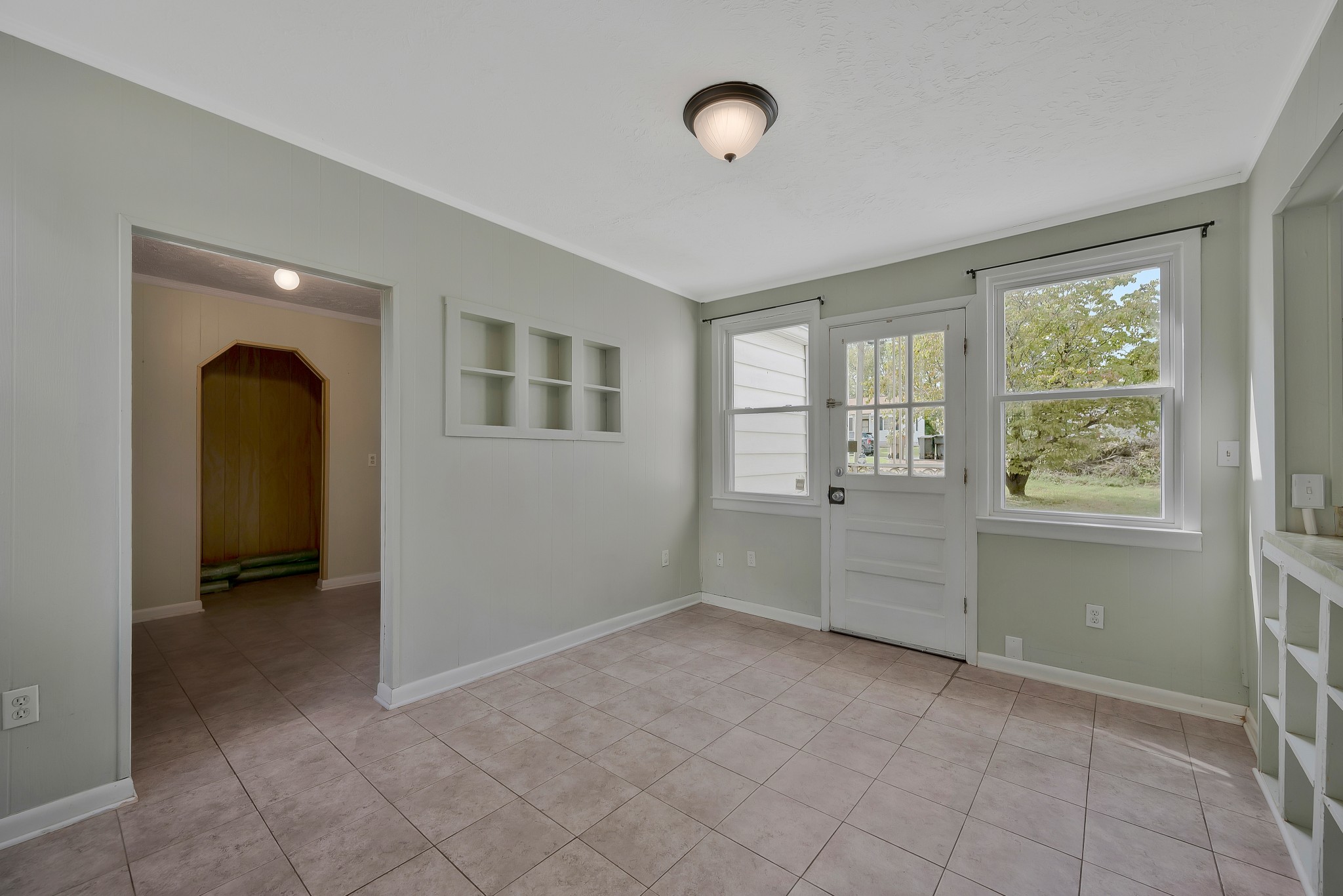 Image 8 of 41 For 12150 165th Street
