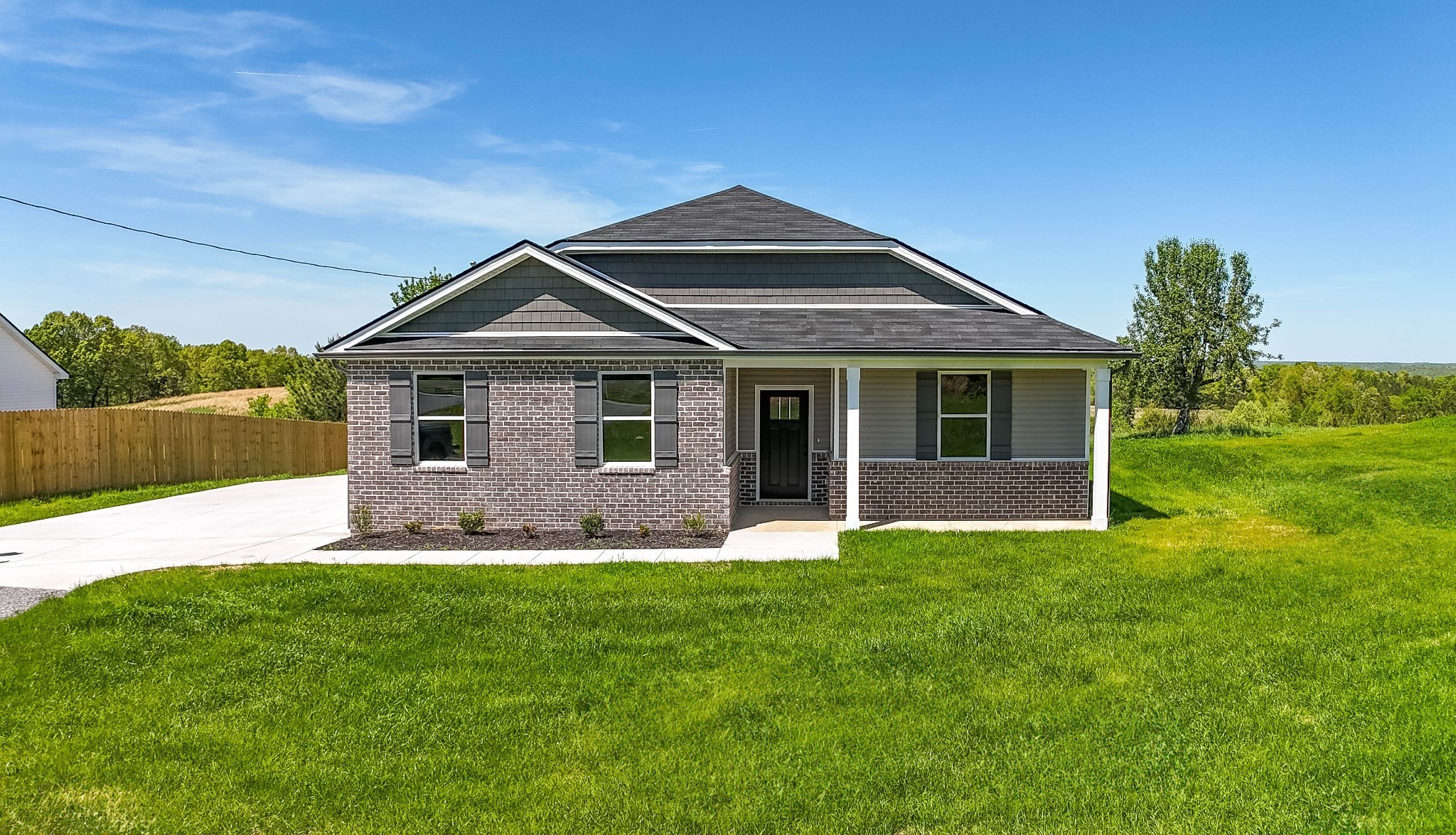 Image 2 of 4 For 1392 Liggett Circle