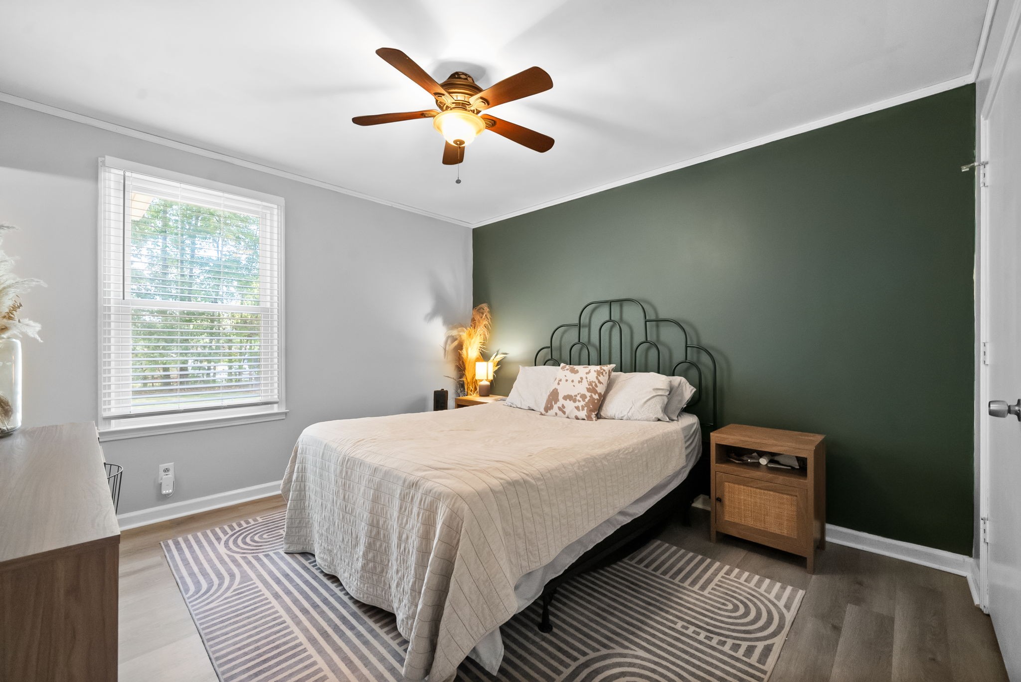 Image 11 of 42 For 7909 Ibsen Drive