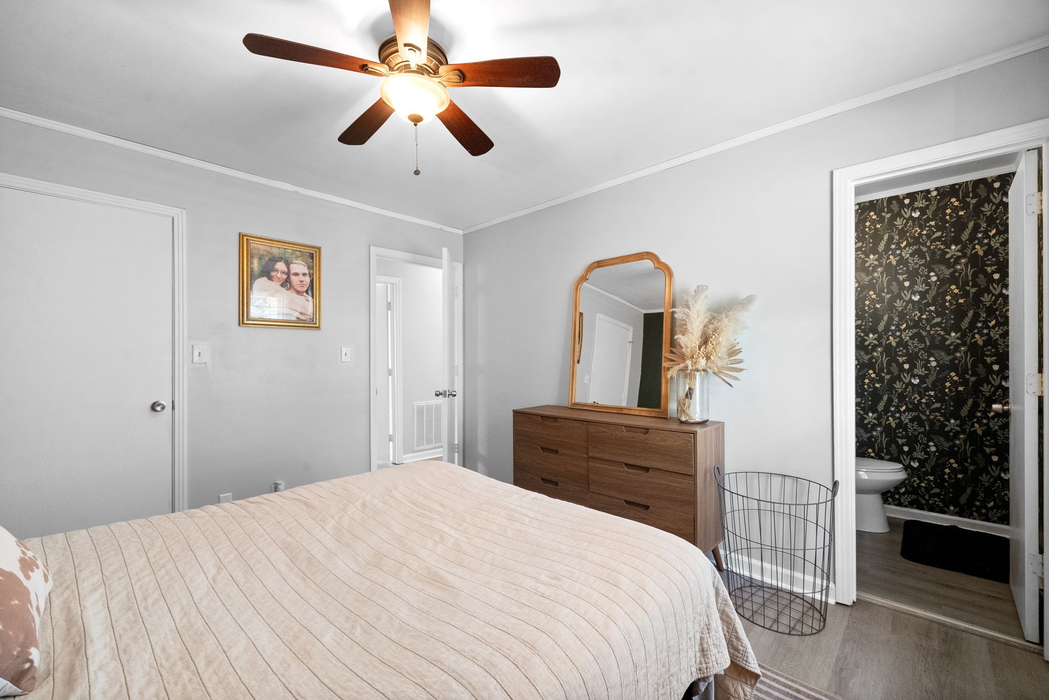 Image 12 of 42 For 7909 Ibsen Drive