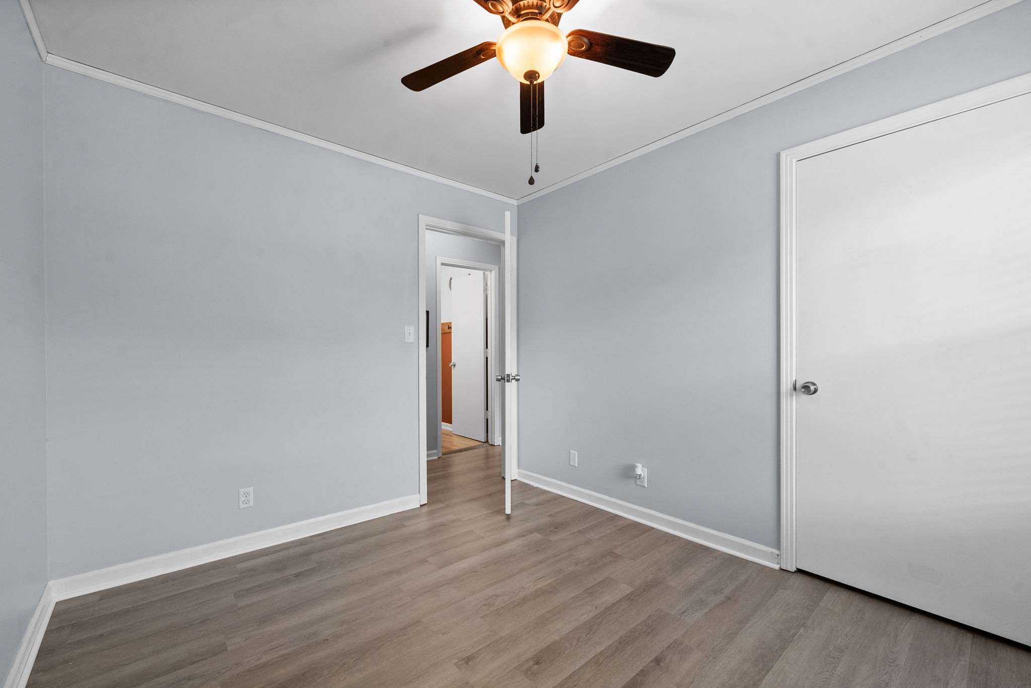 Image 15 of 42 For 7909 Ibsen Drive