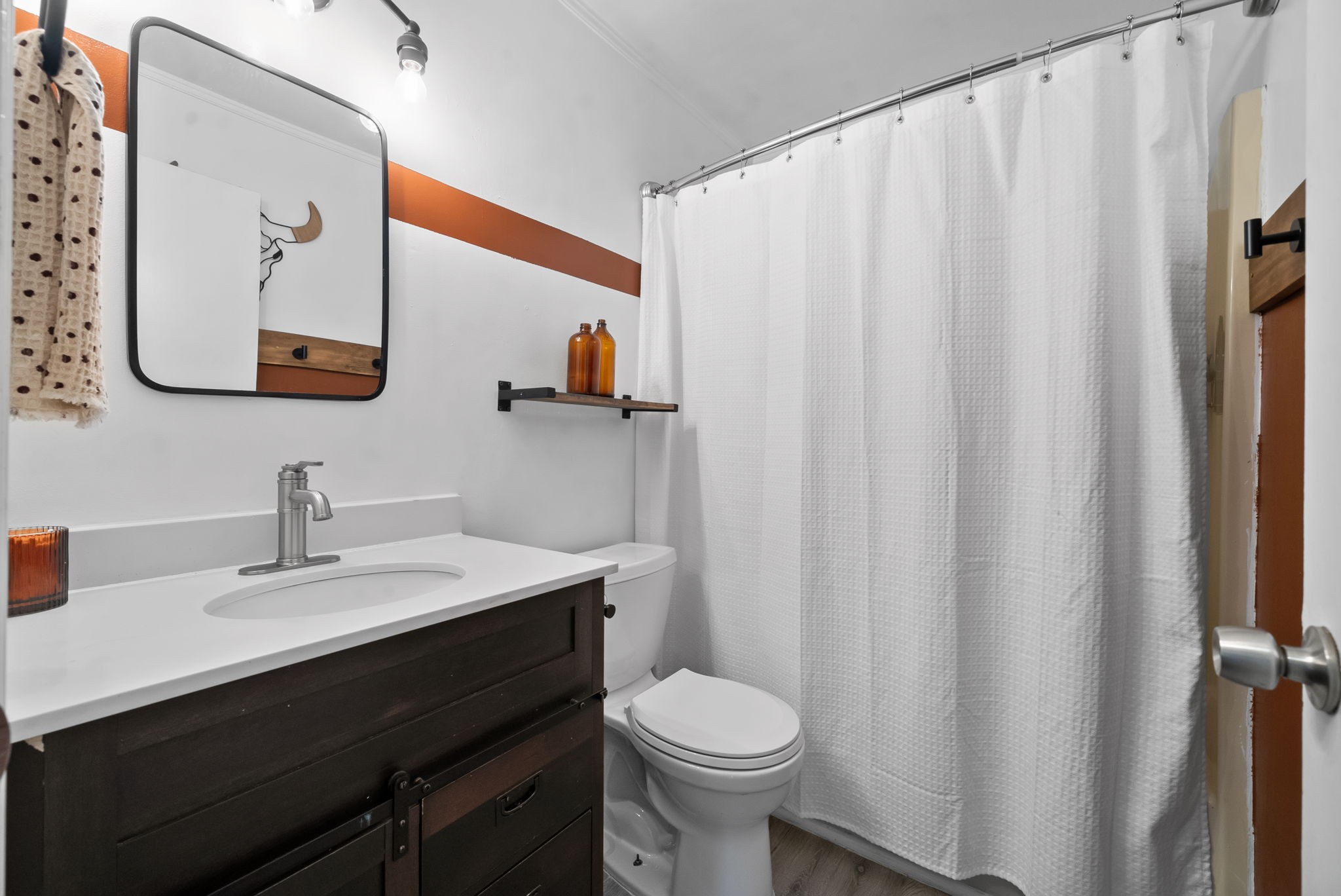Image 16 of 42 For 7909 Ibsen Drive