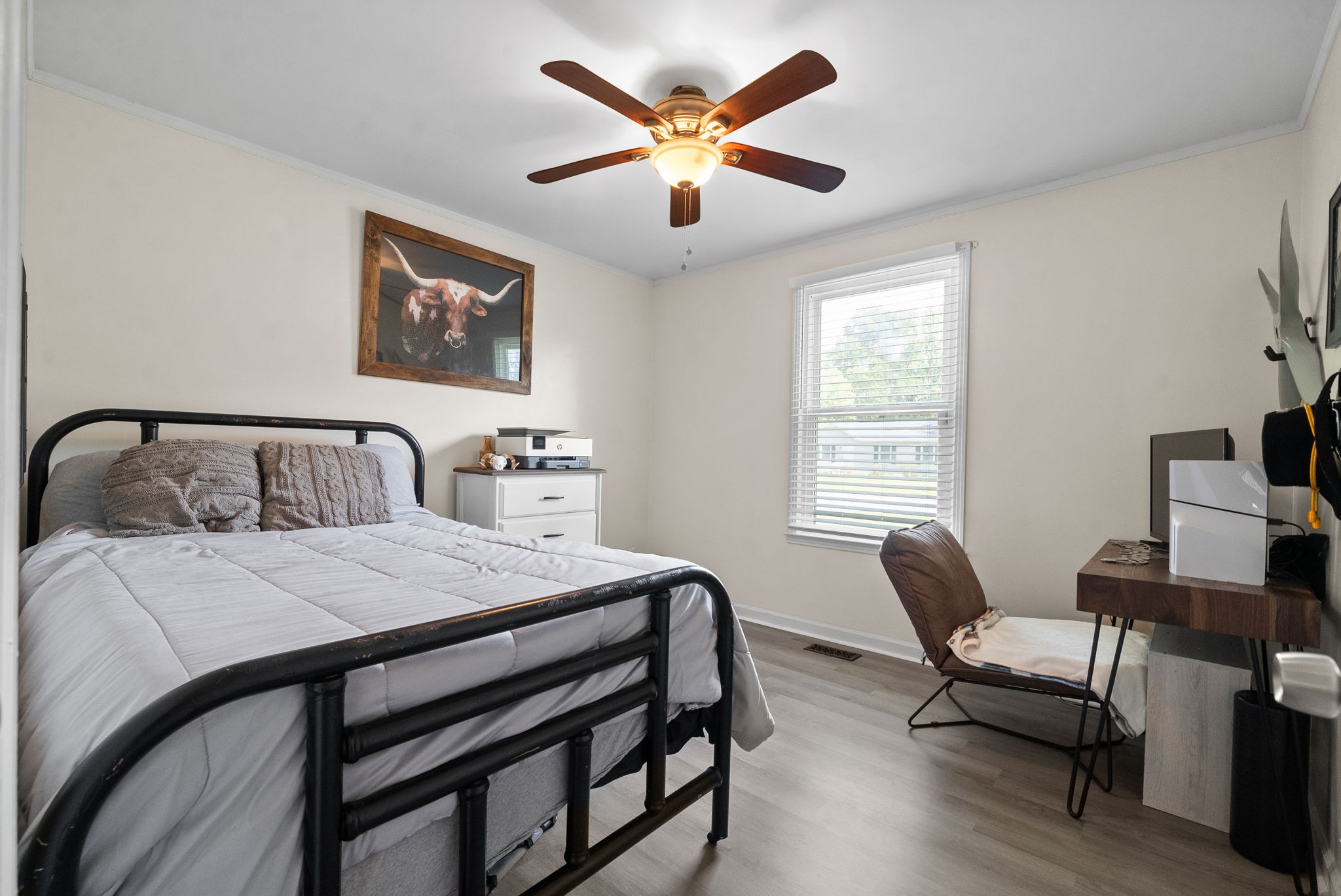 Image 17 of 42 For 7909 Ibsen Drive