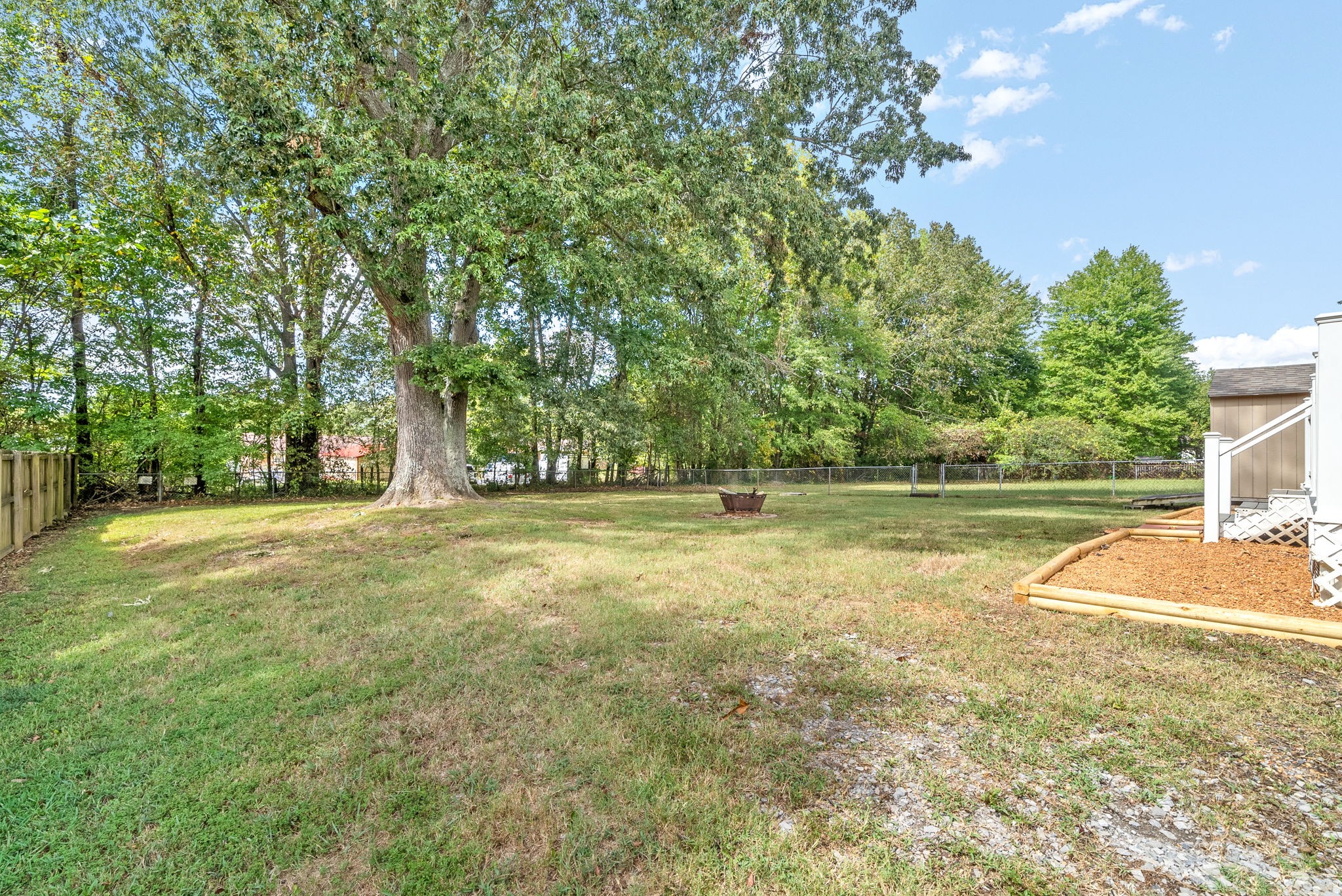 Image 22 of 42 For 7909 Ibsen Drive
