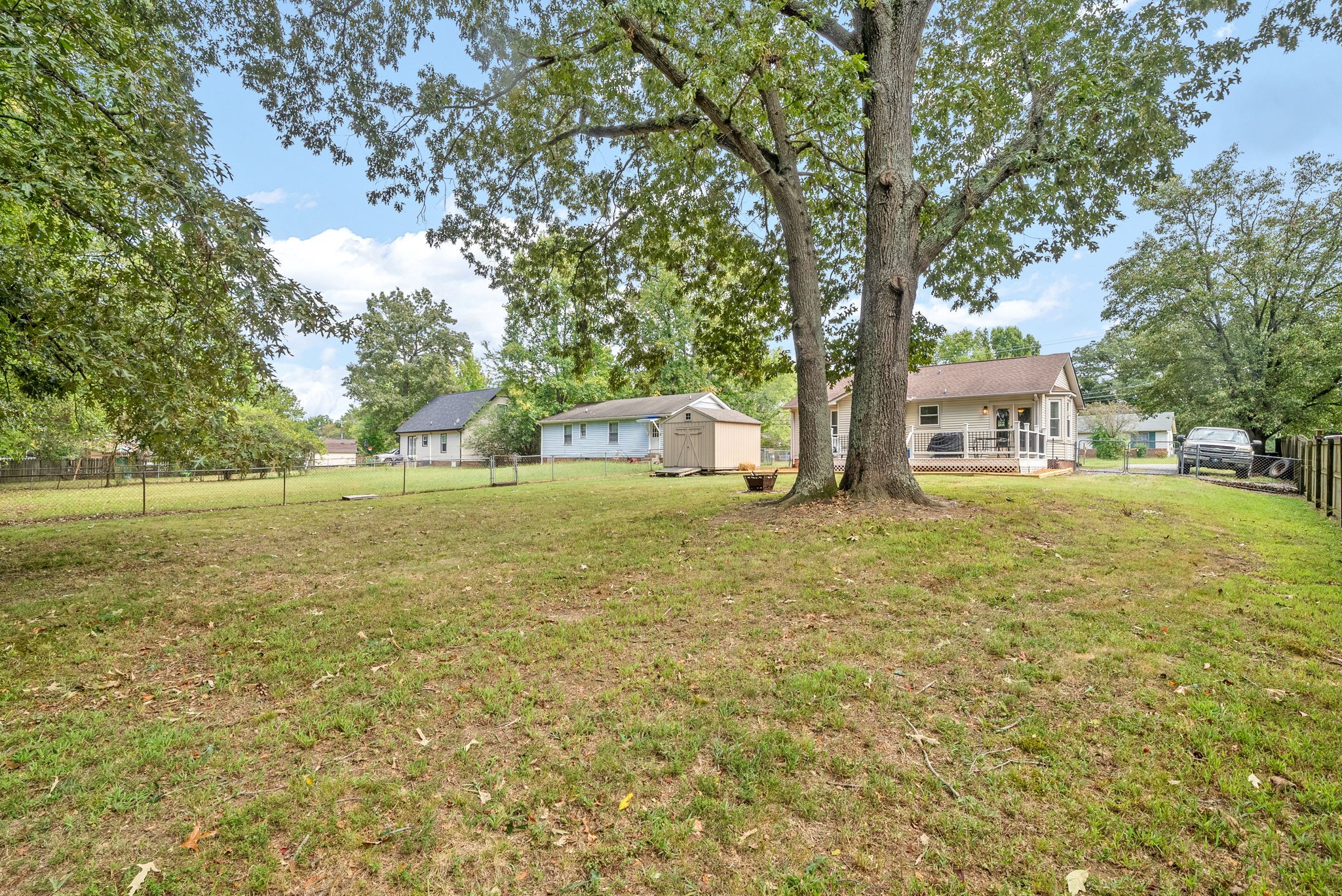 Image 25 of 42 For 7909 Ibsen Drive