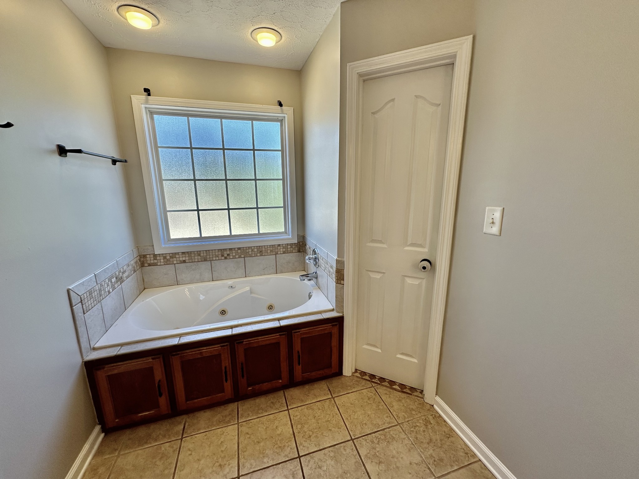 Image 13 of 45 For 2140 40th Street