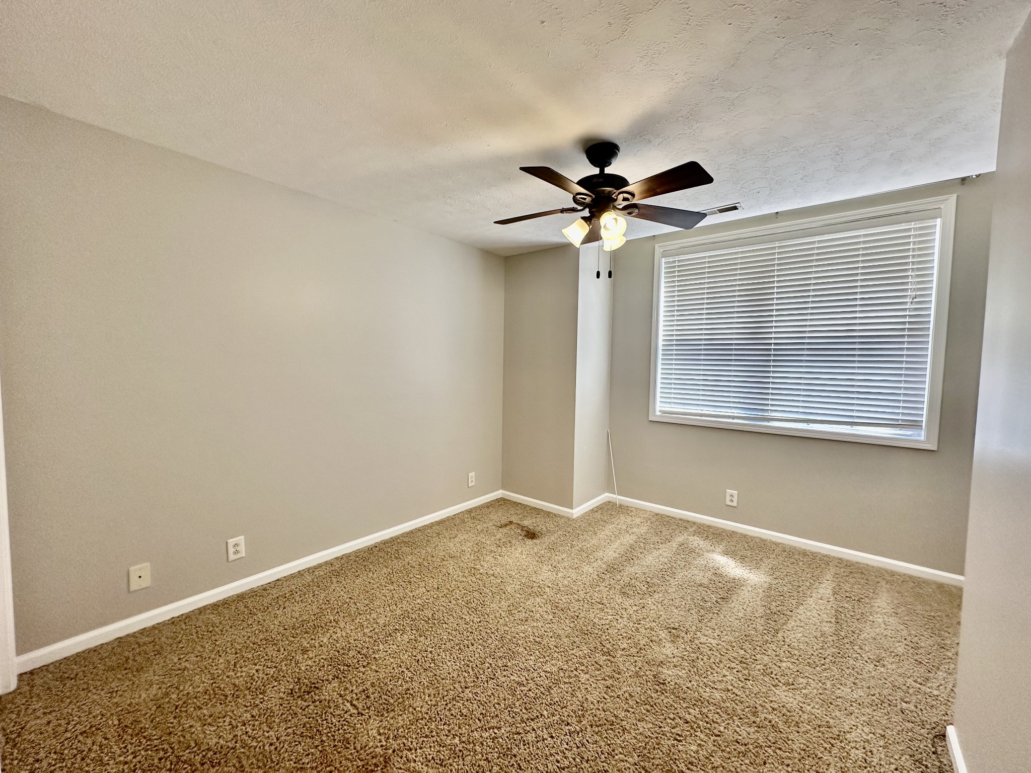 Image 20 of 45 For 2140 40th Street