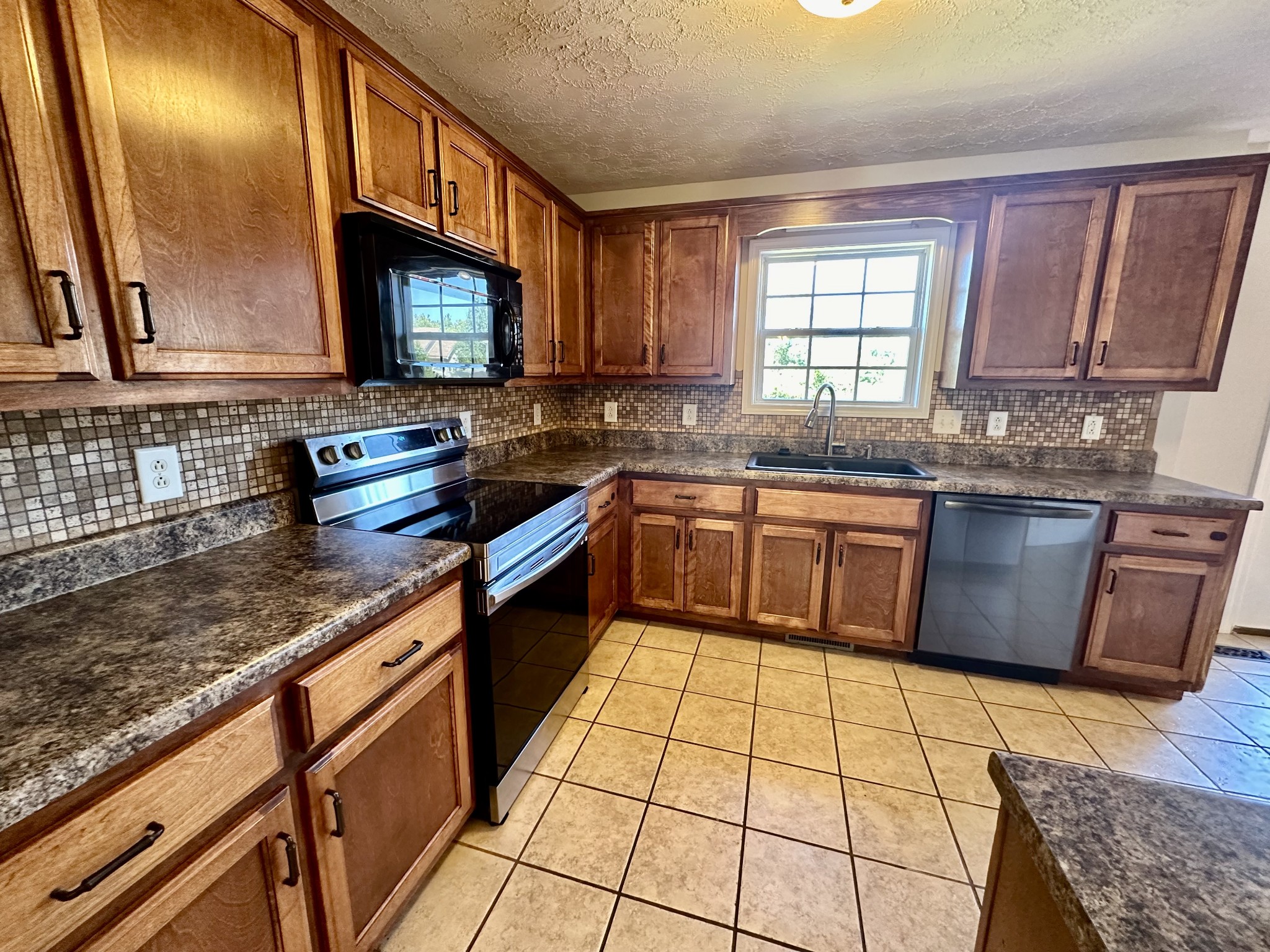 Image 5 of 45 For 2140 40th Street