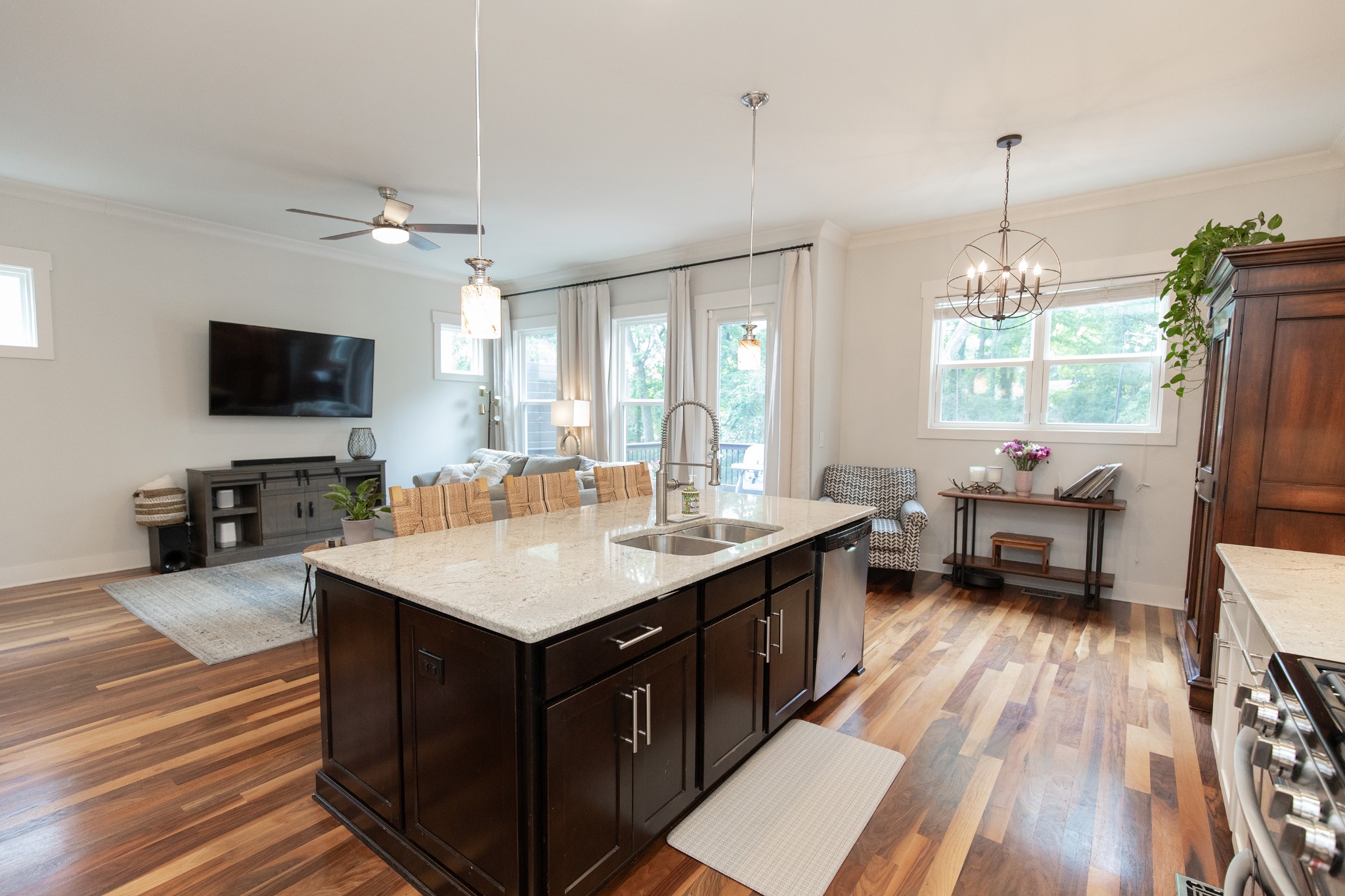 Image 21 of 54 For 3815 17th Street Circle