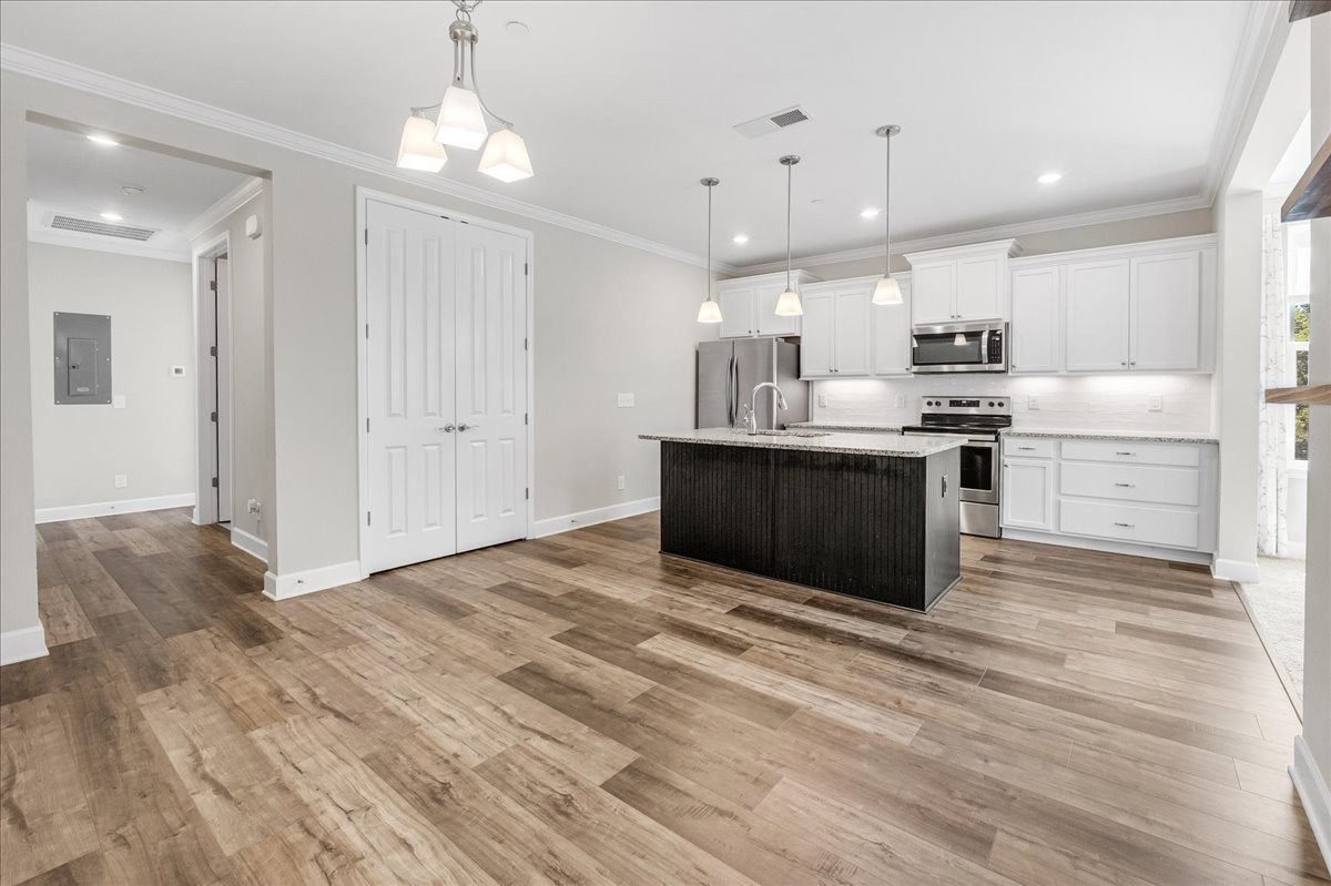 Image 2 of 9 For Tbd Se131st  