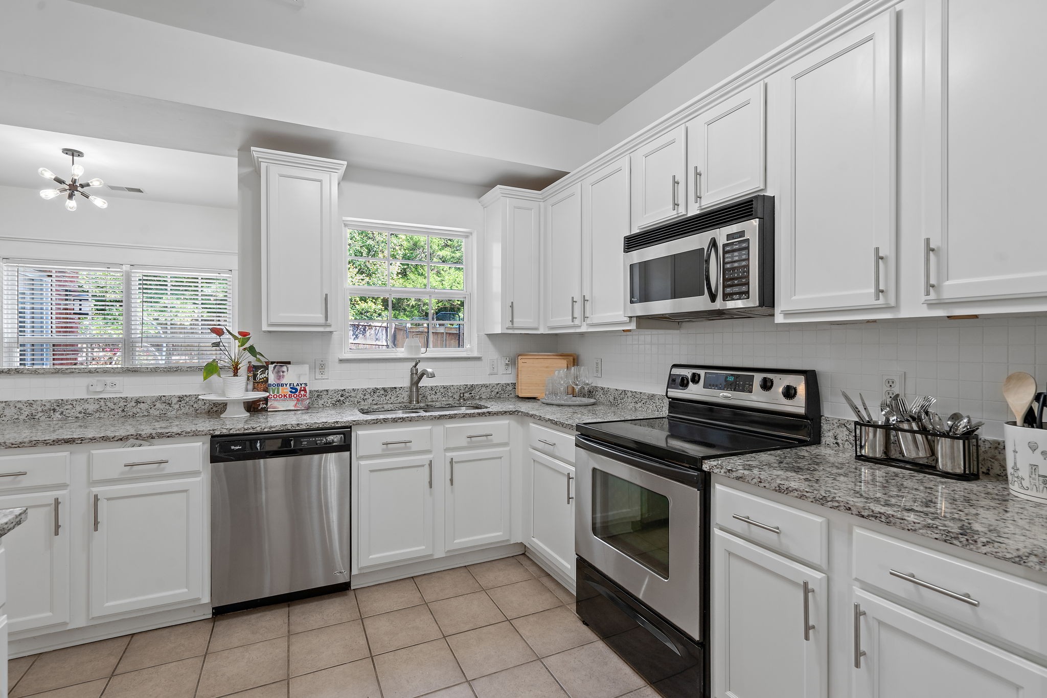 Image 8 of 28 For 8033 29th Street Road