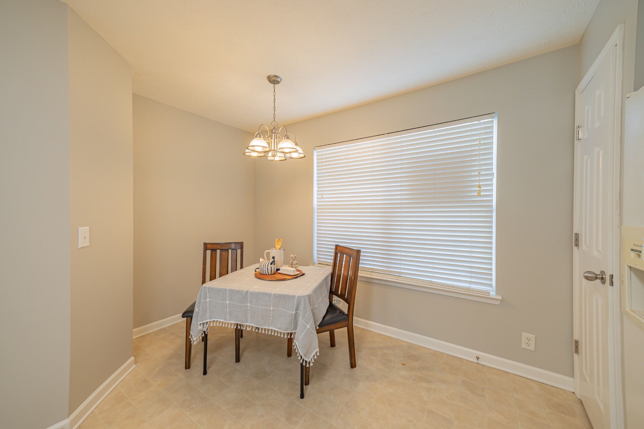 Image 10 of 19 For 17540 30th Avenue