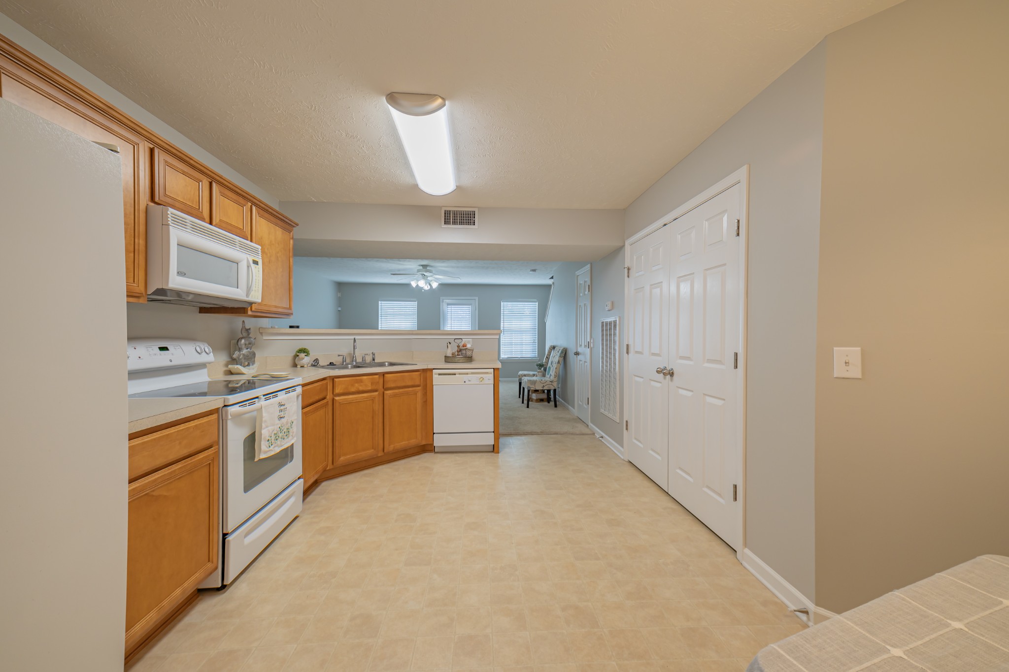Image 11 of 19 For 17540 30th Avenue