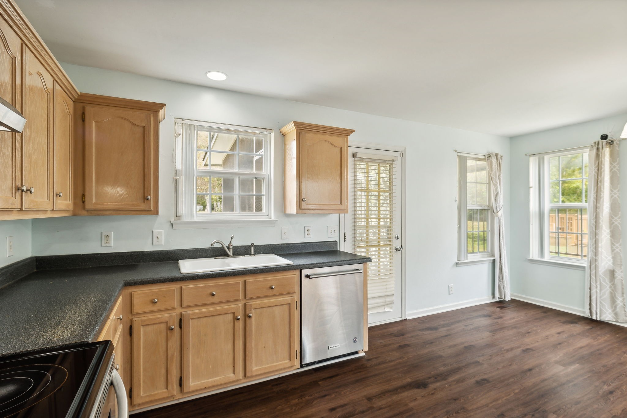 Image 20 of 21 For 4770 114th Street