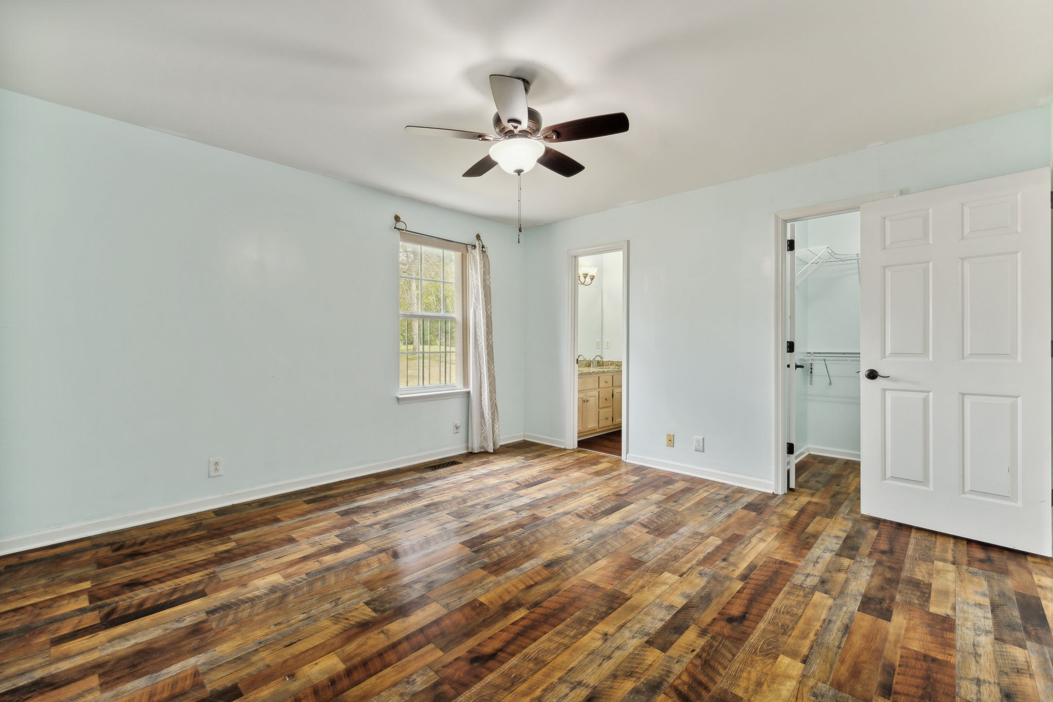 Image 22 of 62 For 4770 114th Street