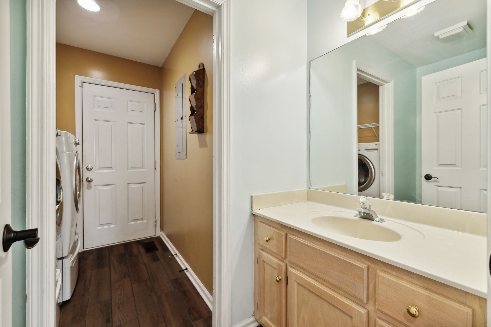 Image 27 of 62 For 4770 114th Street