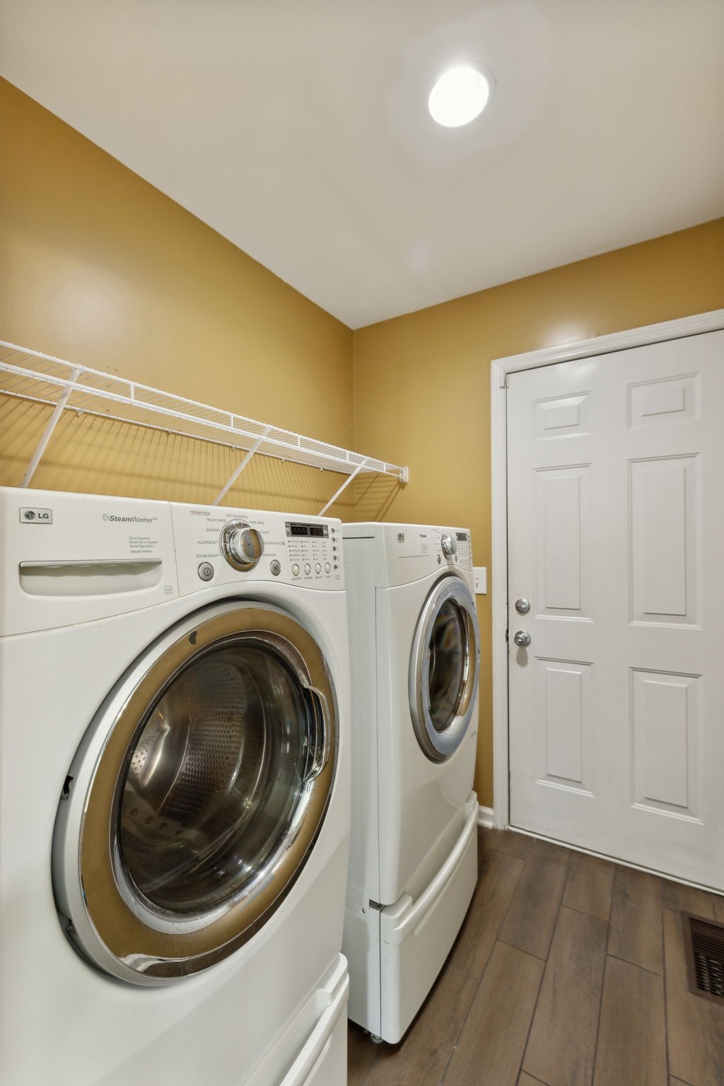 Image 29 of 62 For 4770 114th Street