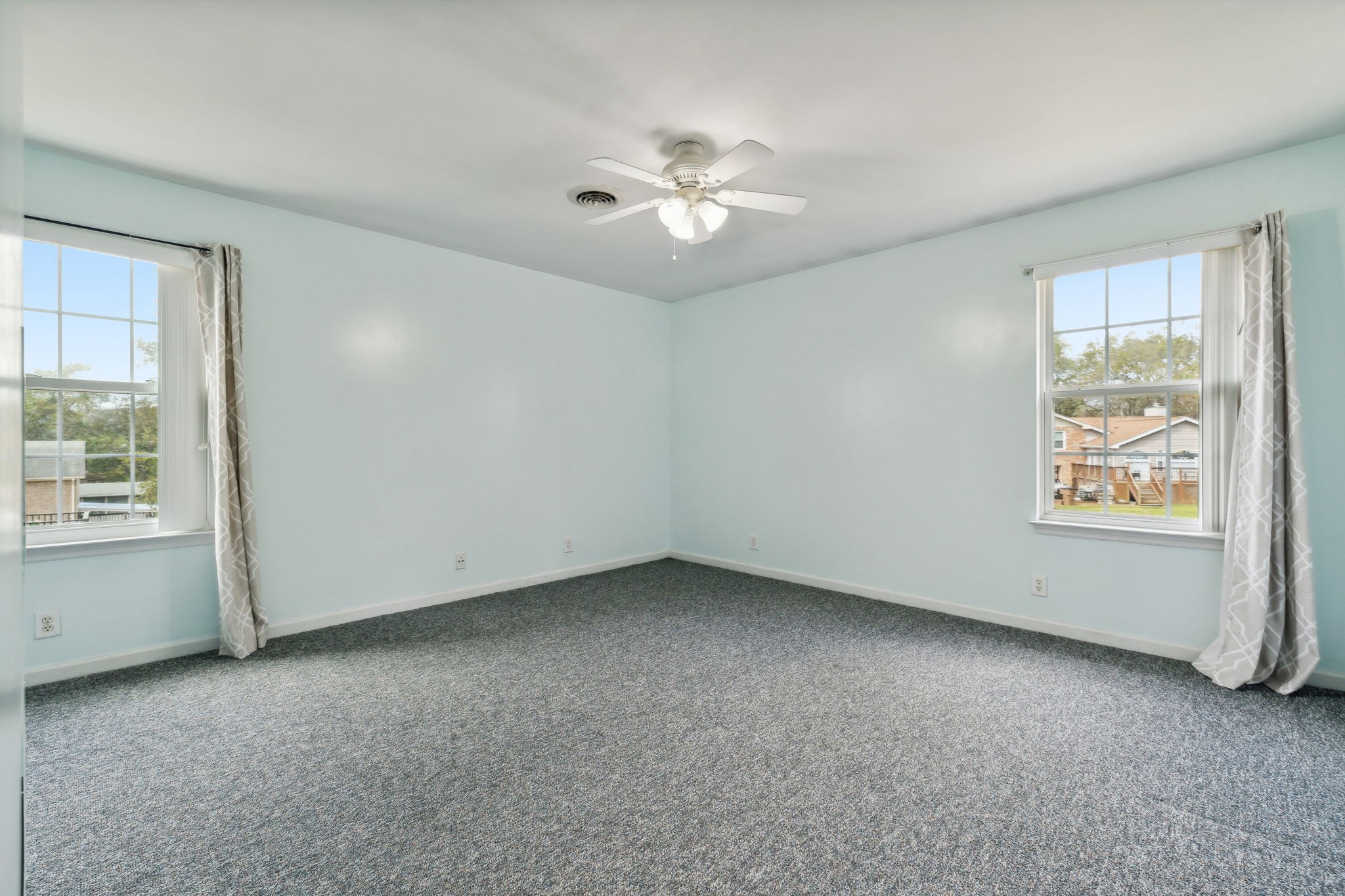 Image 33 of 62 For 4770 114th Street