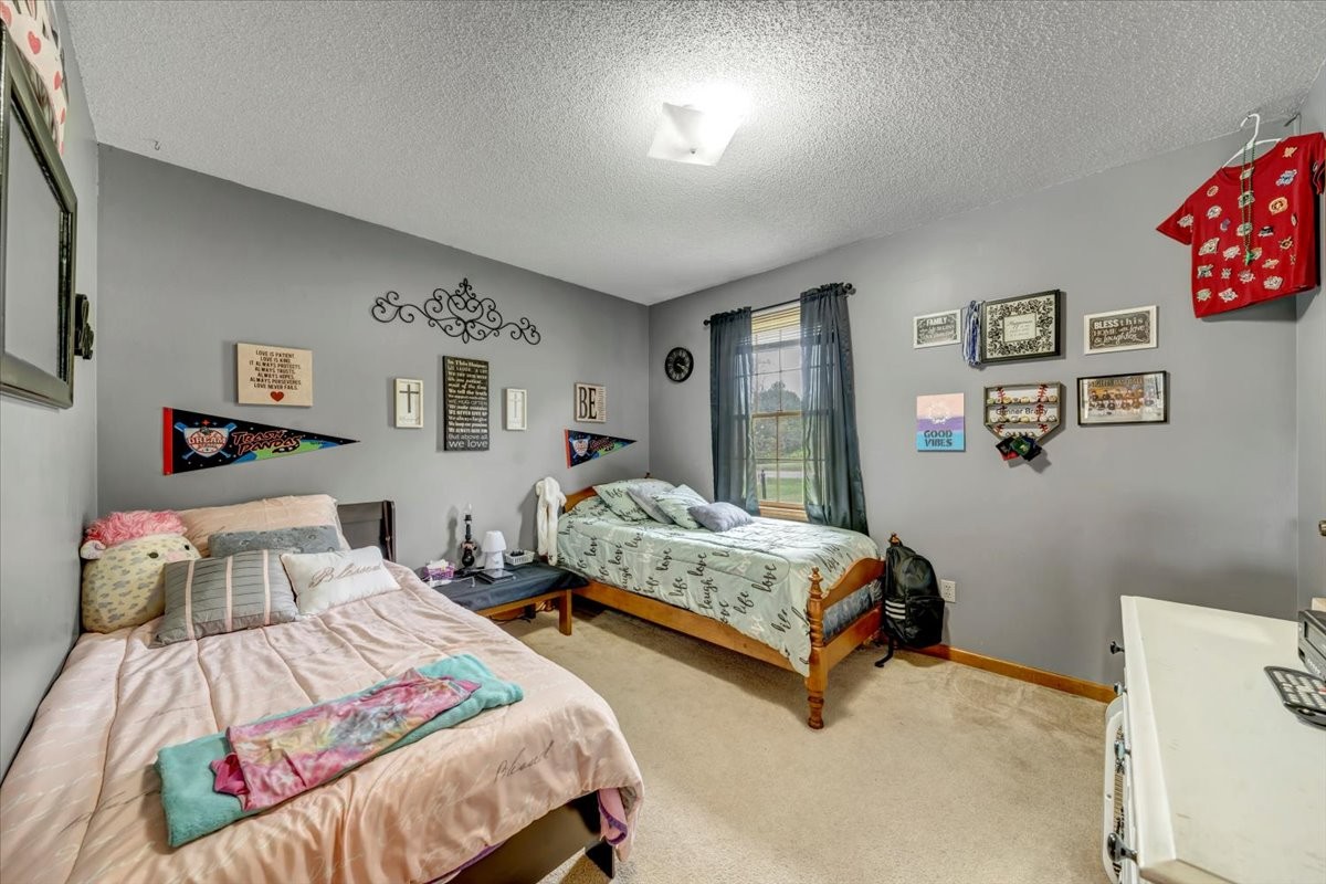 Image 13 of 89 For 5653 50th Terrace