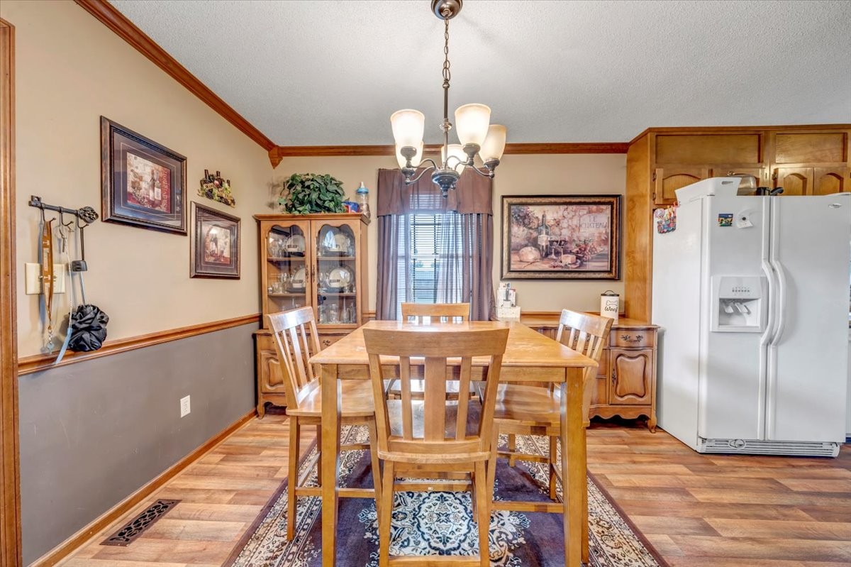 Image 7 of 89 For 5653 50th Terrace