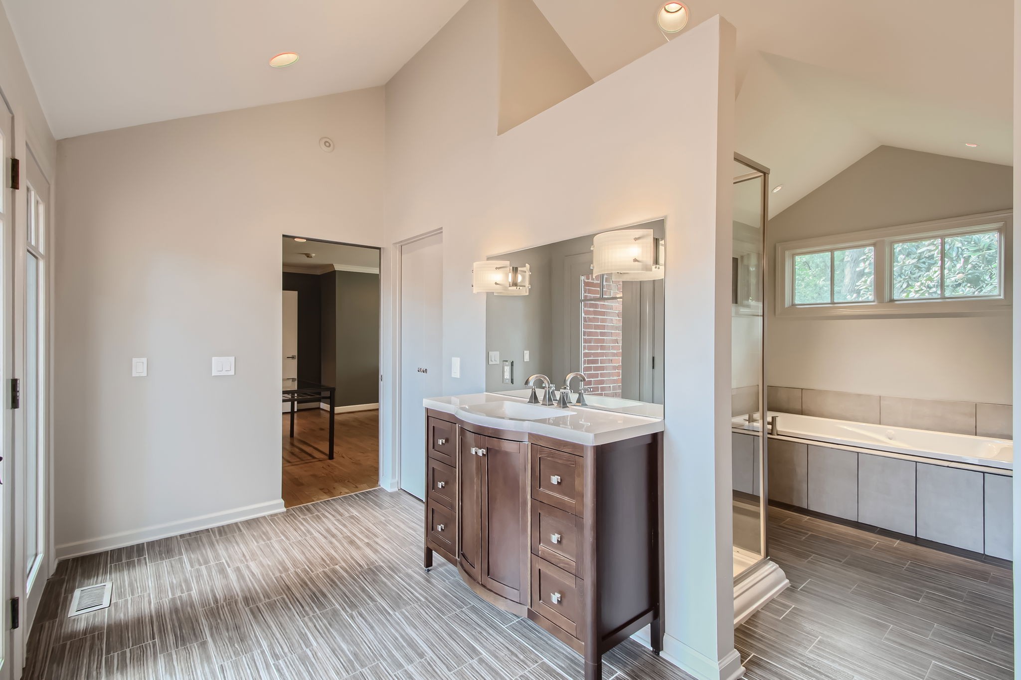 Image 20 of 55 For 22189 Neptune Boulevard