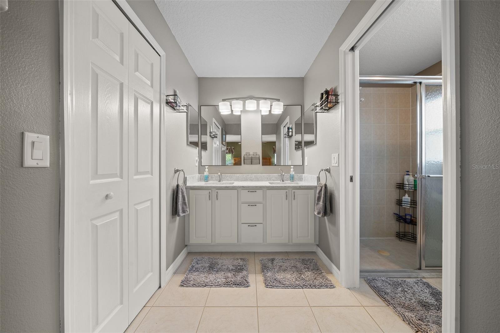 Image 38 of 74 For 16193 14th Avenue Road