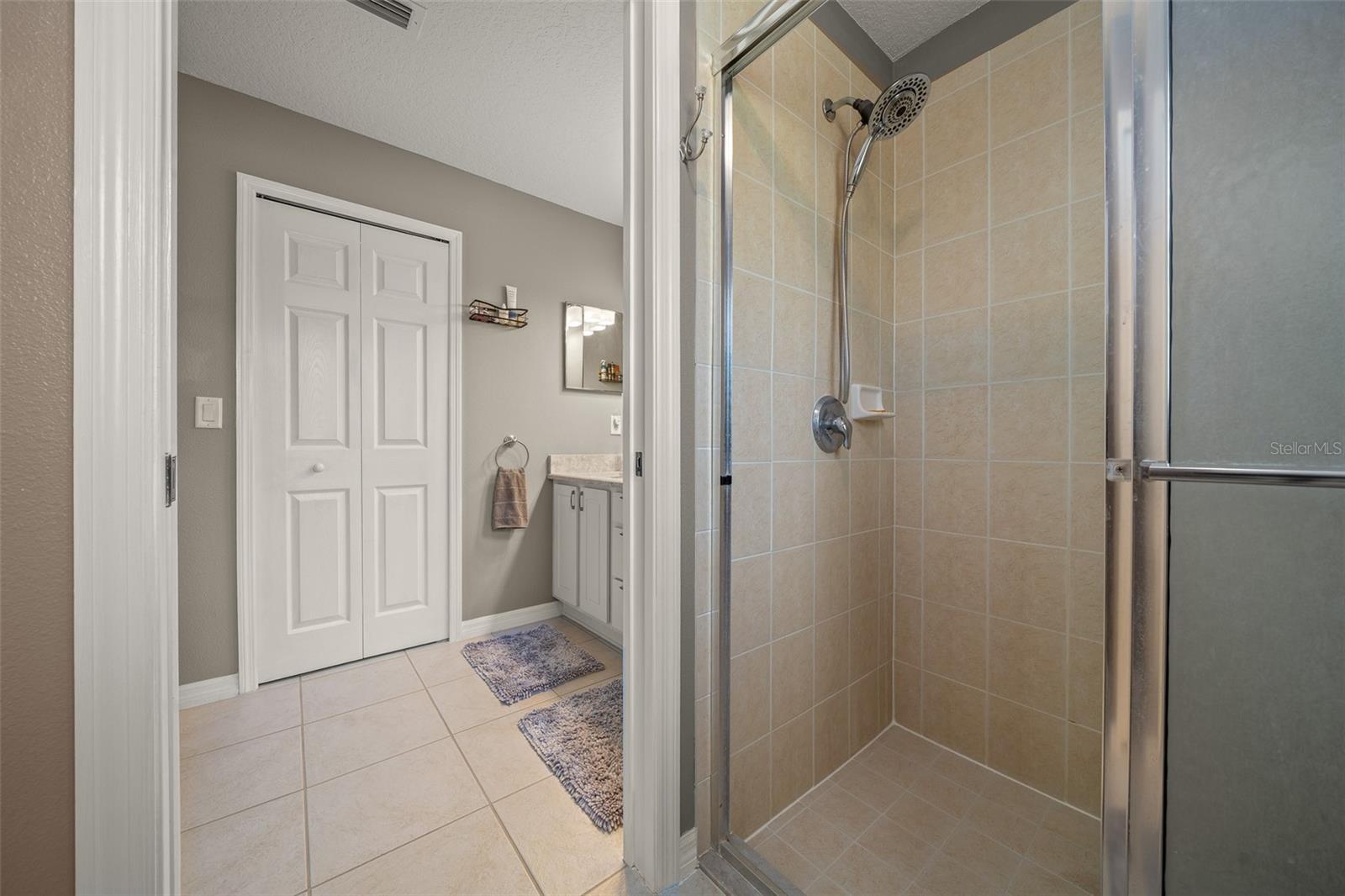 Image 40 of 74 For 16193 14th Avenue Road