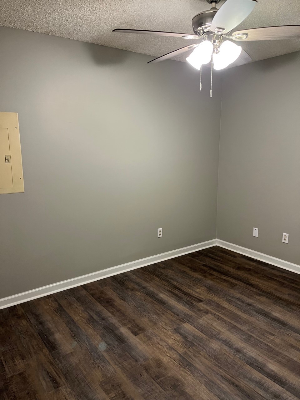 Image 6 of 88 For 2146 9th Street