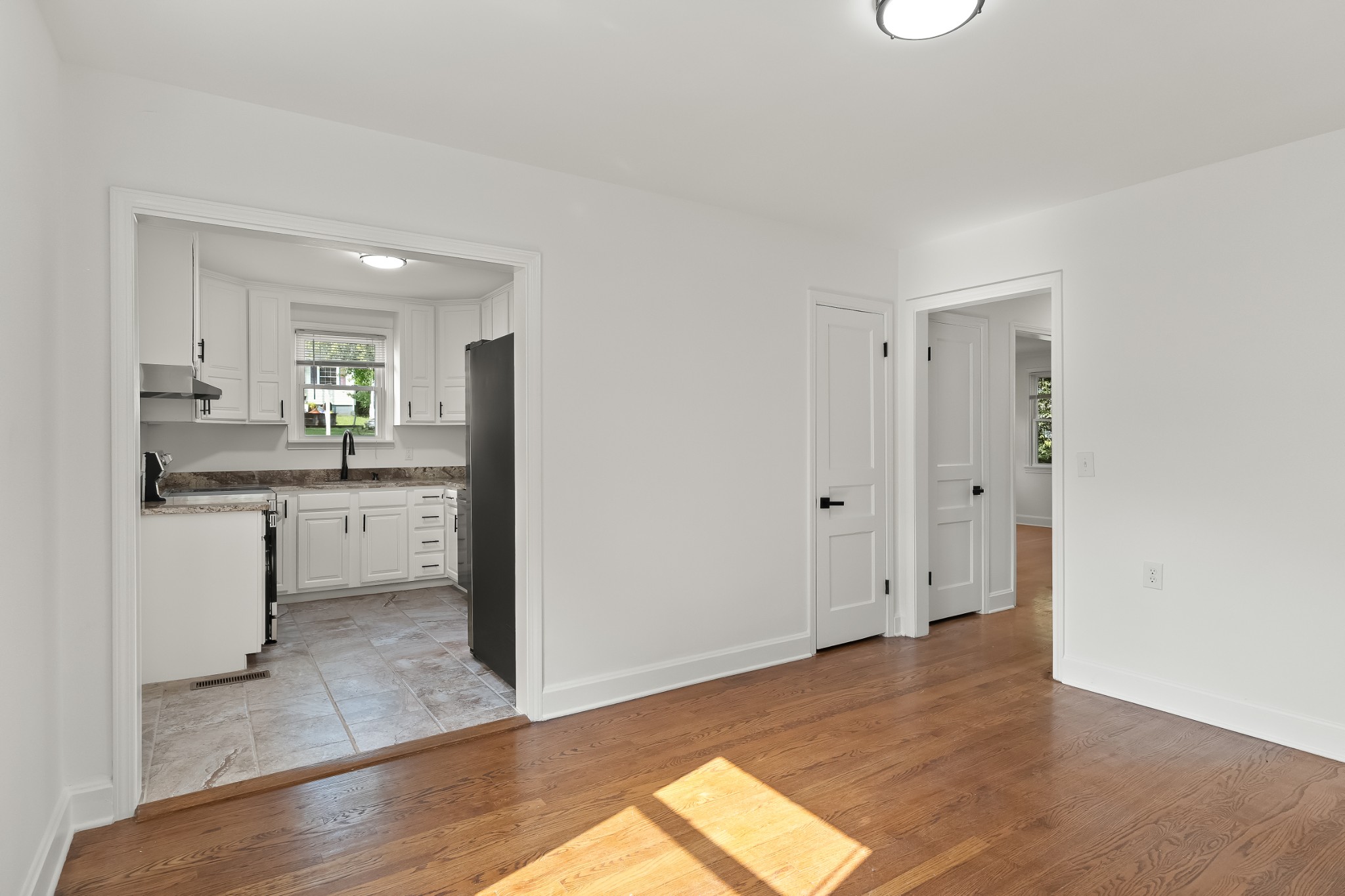 Listing photo id 9 for 2600 Highway 44 W 2