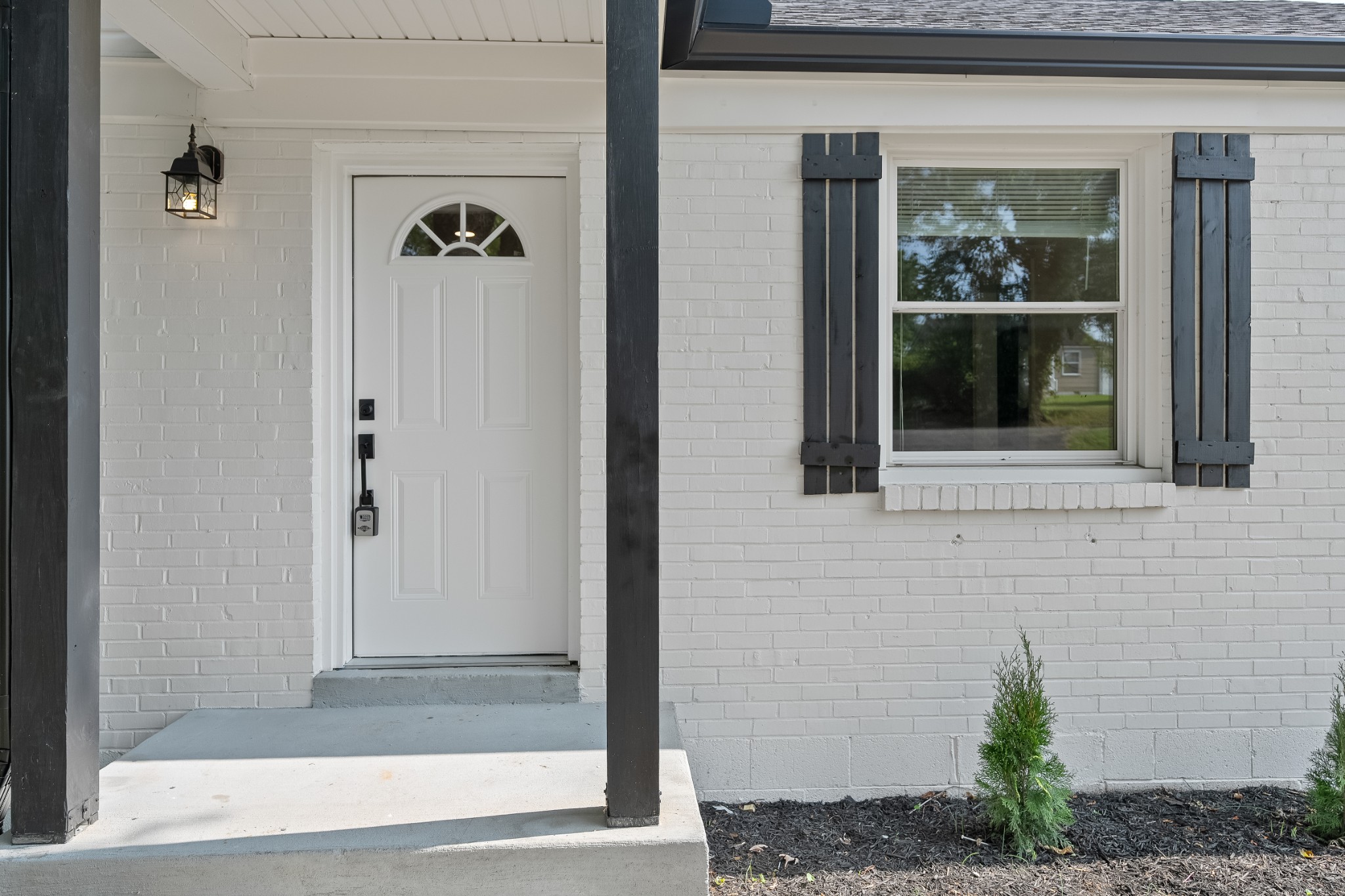 Listing photo id 2 for 2600 Highway 44 W 2