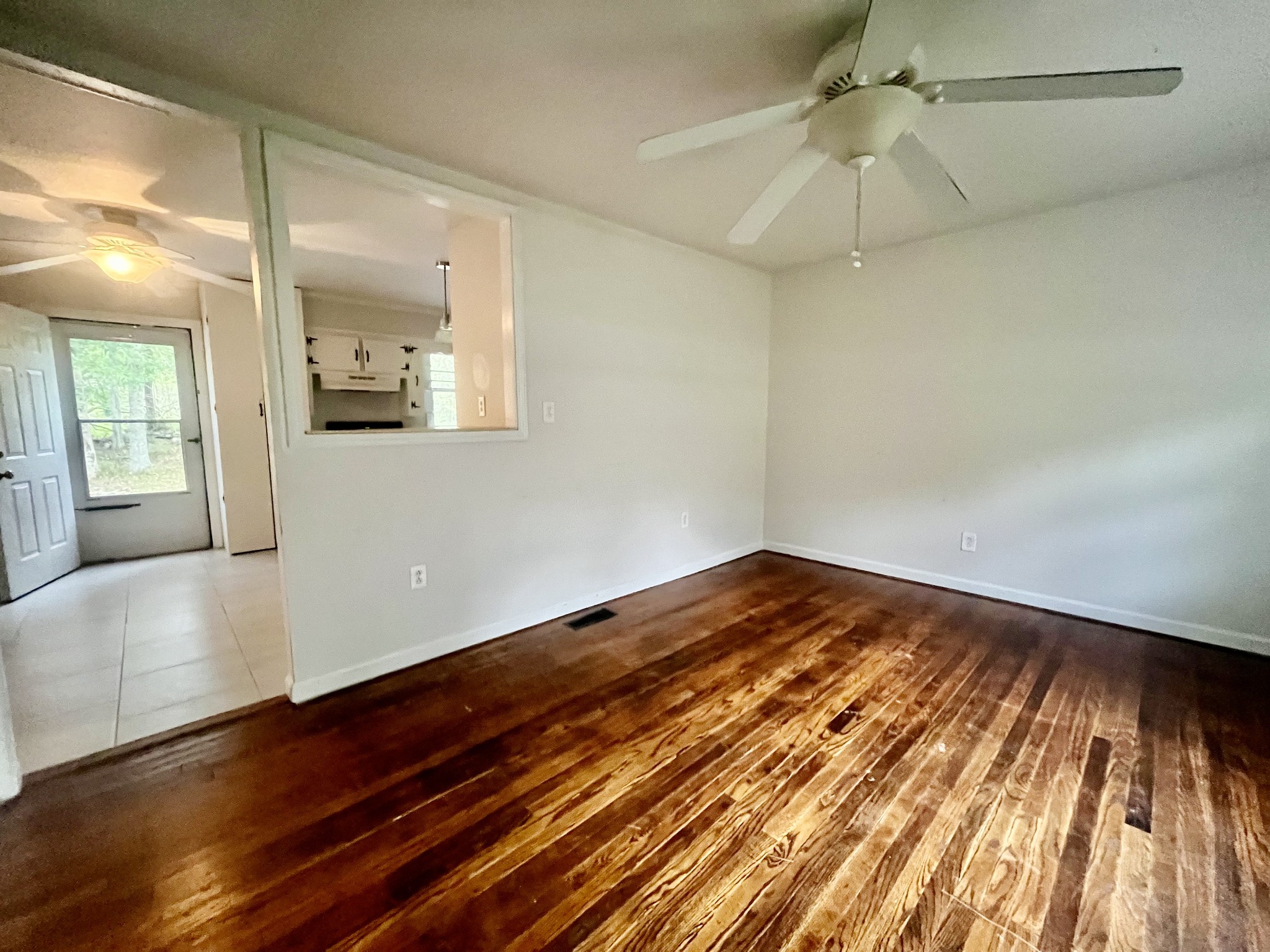Image 6 of 65 For 6780 57th Avenue