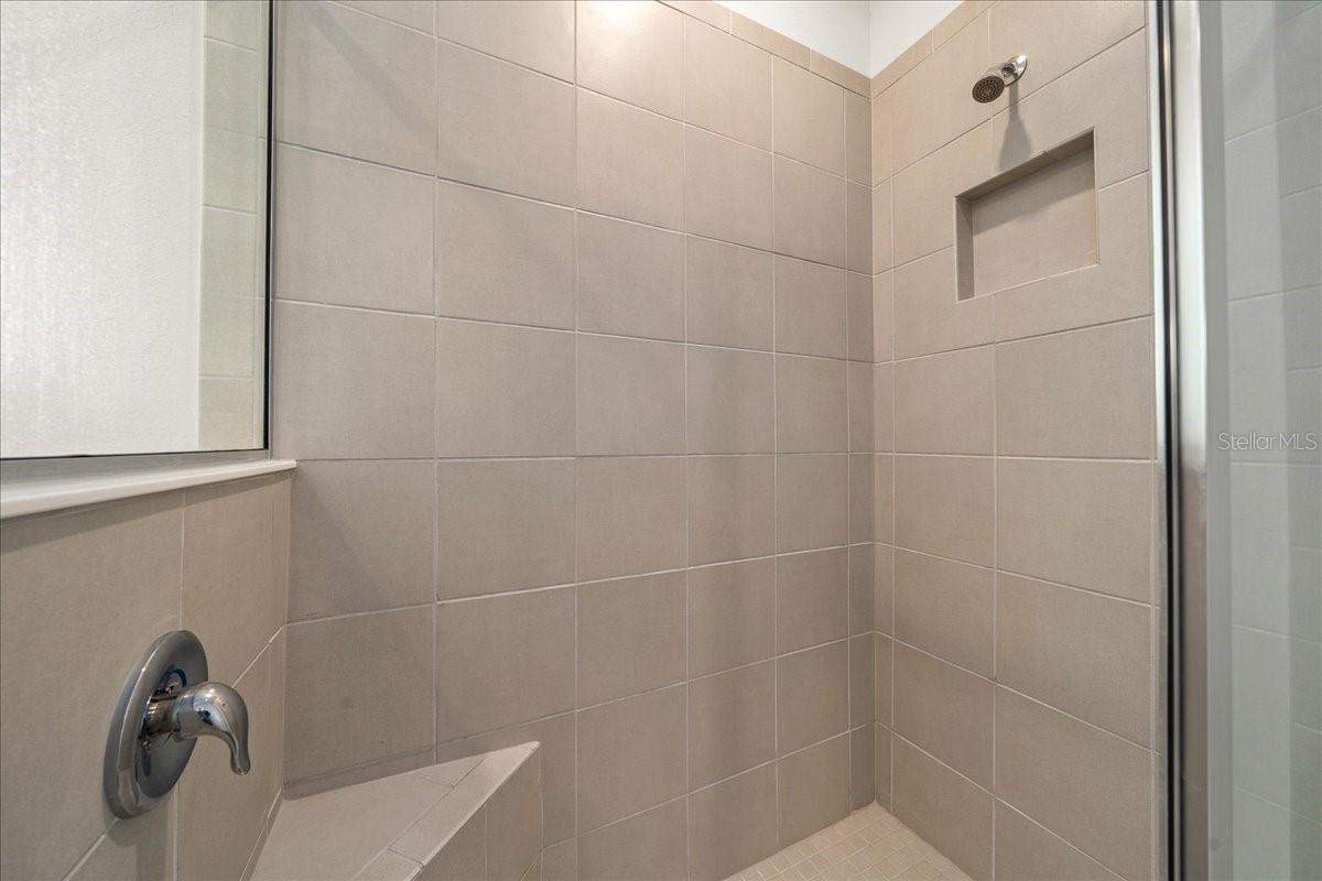 Image 20 of 44 For 8870 62nd Avenue