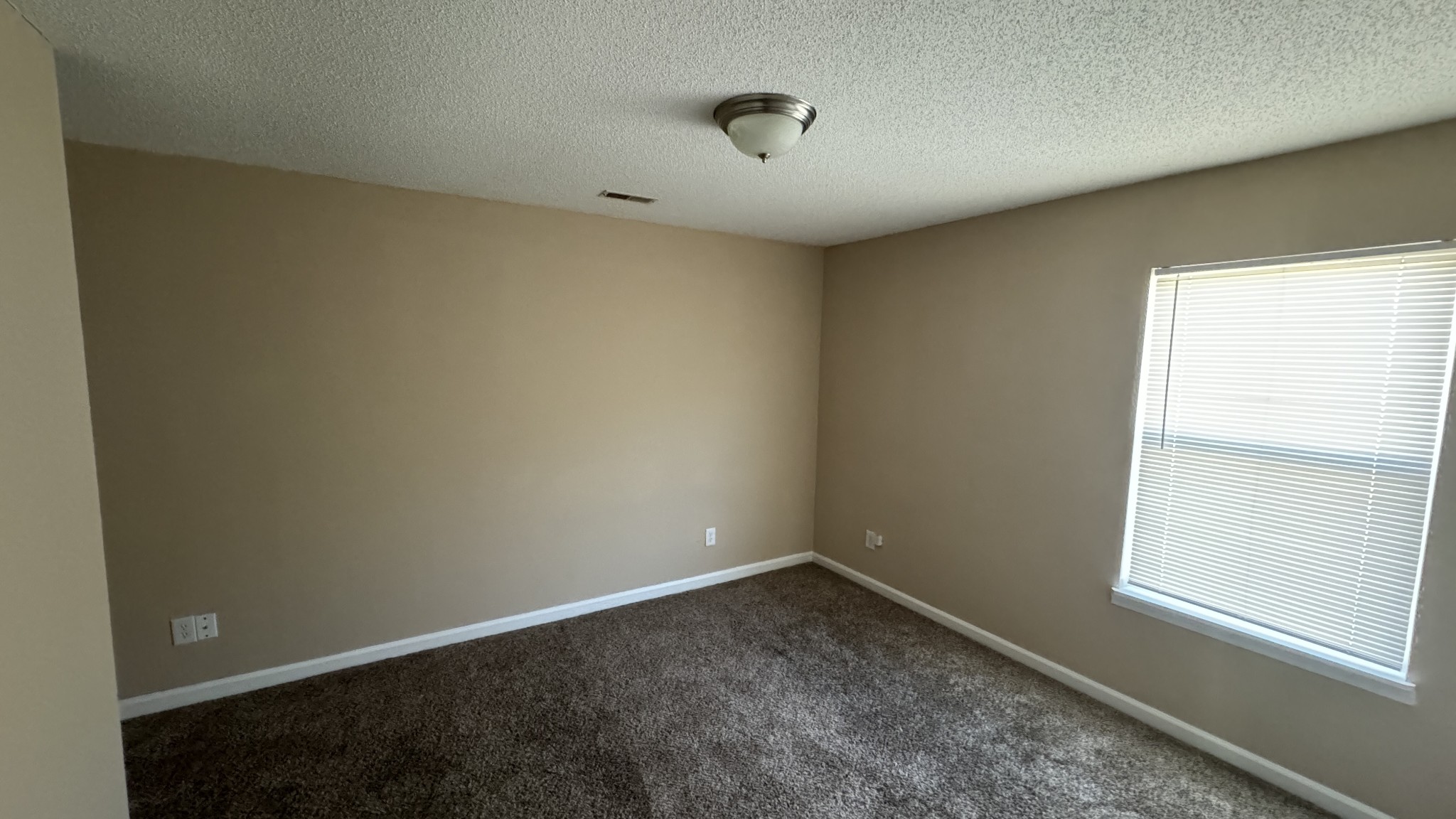 Image 3 of 26 For 7270 99th Circle