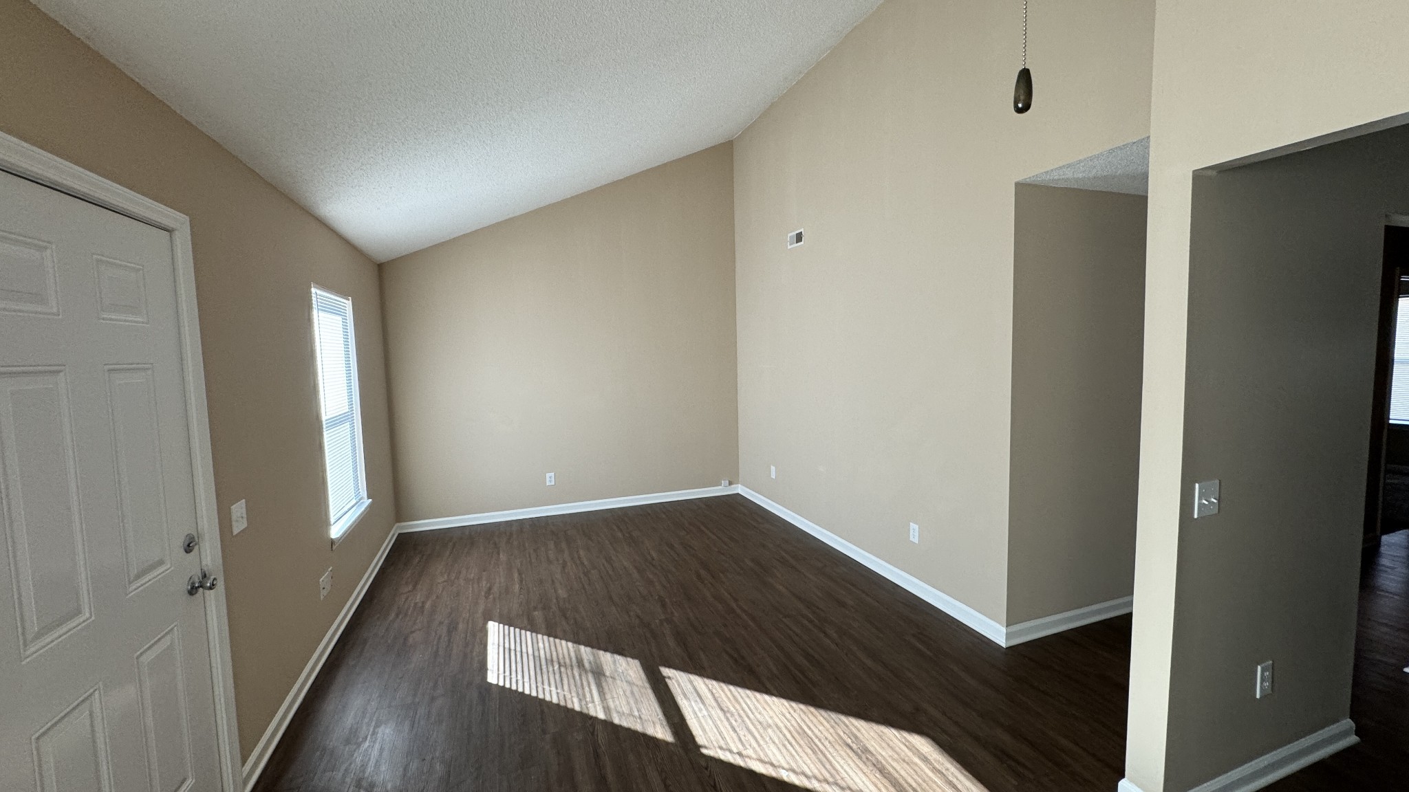 Image 5 of 26 For 7270 99th Circle