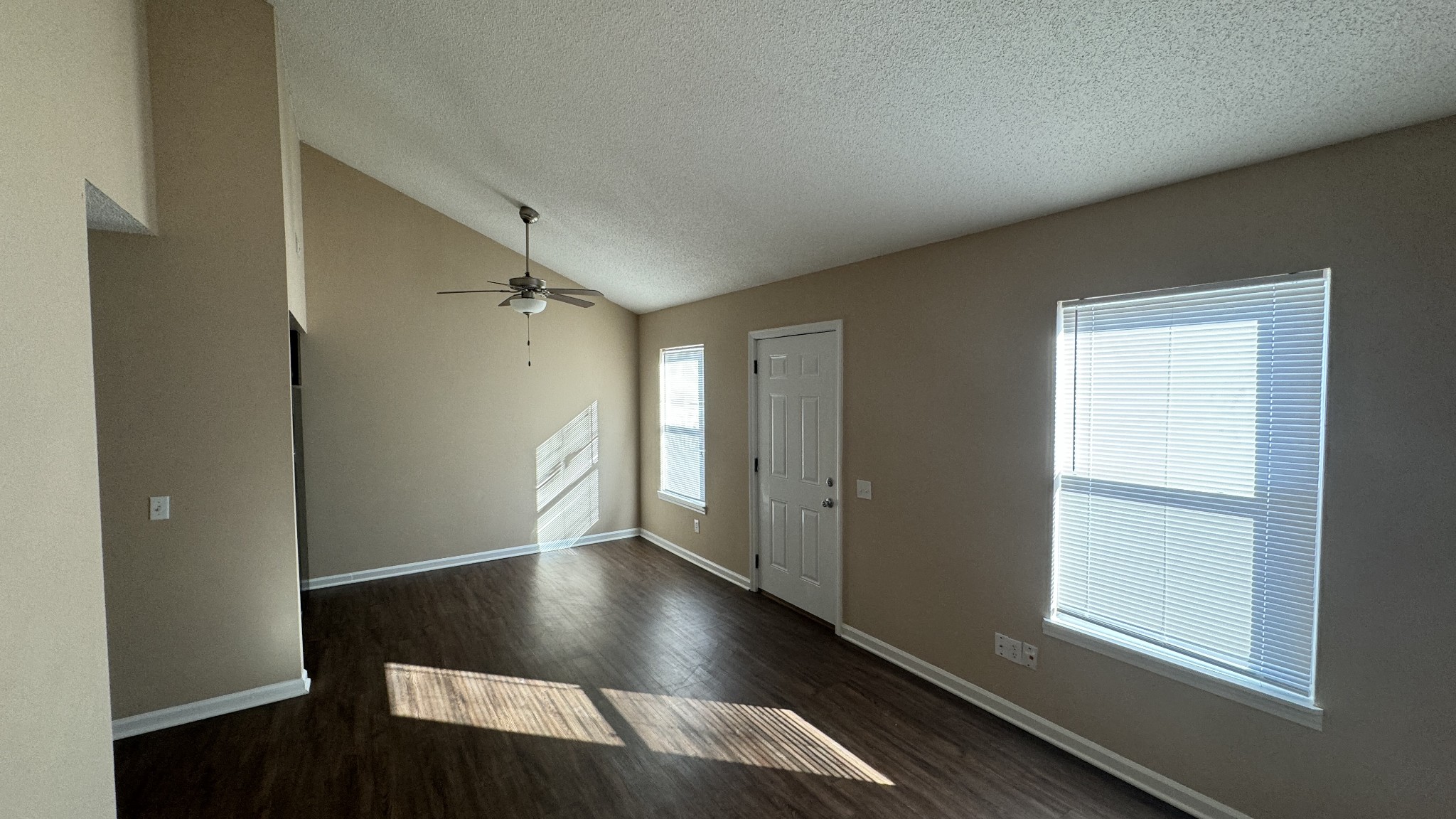 Image 6 of 26 For 7270 99th Circle
