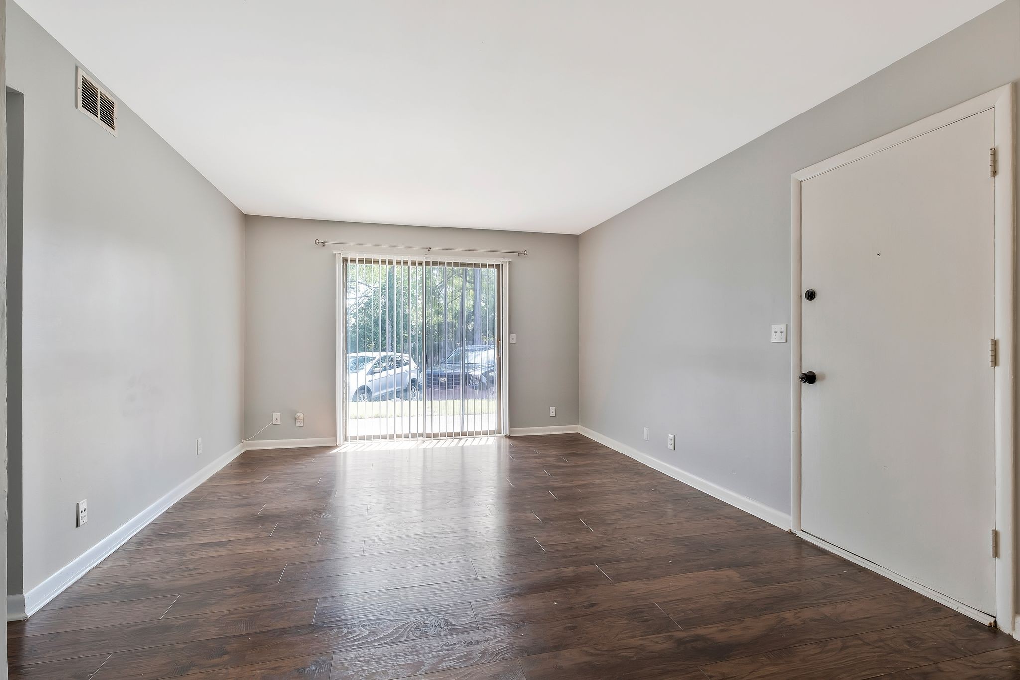 Image 3 of 41 For 5661 96th Lane
