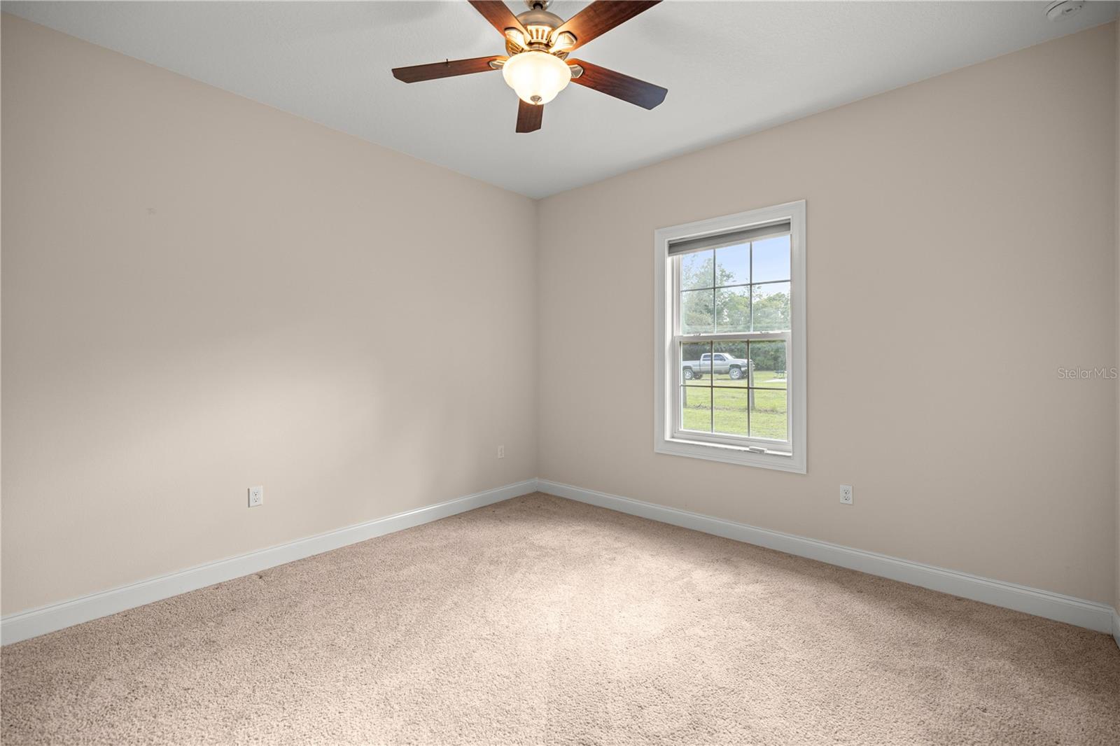 Image 21 of 56 For 465 155th Street Road