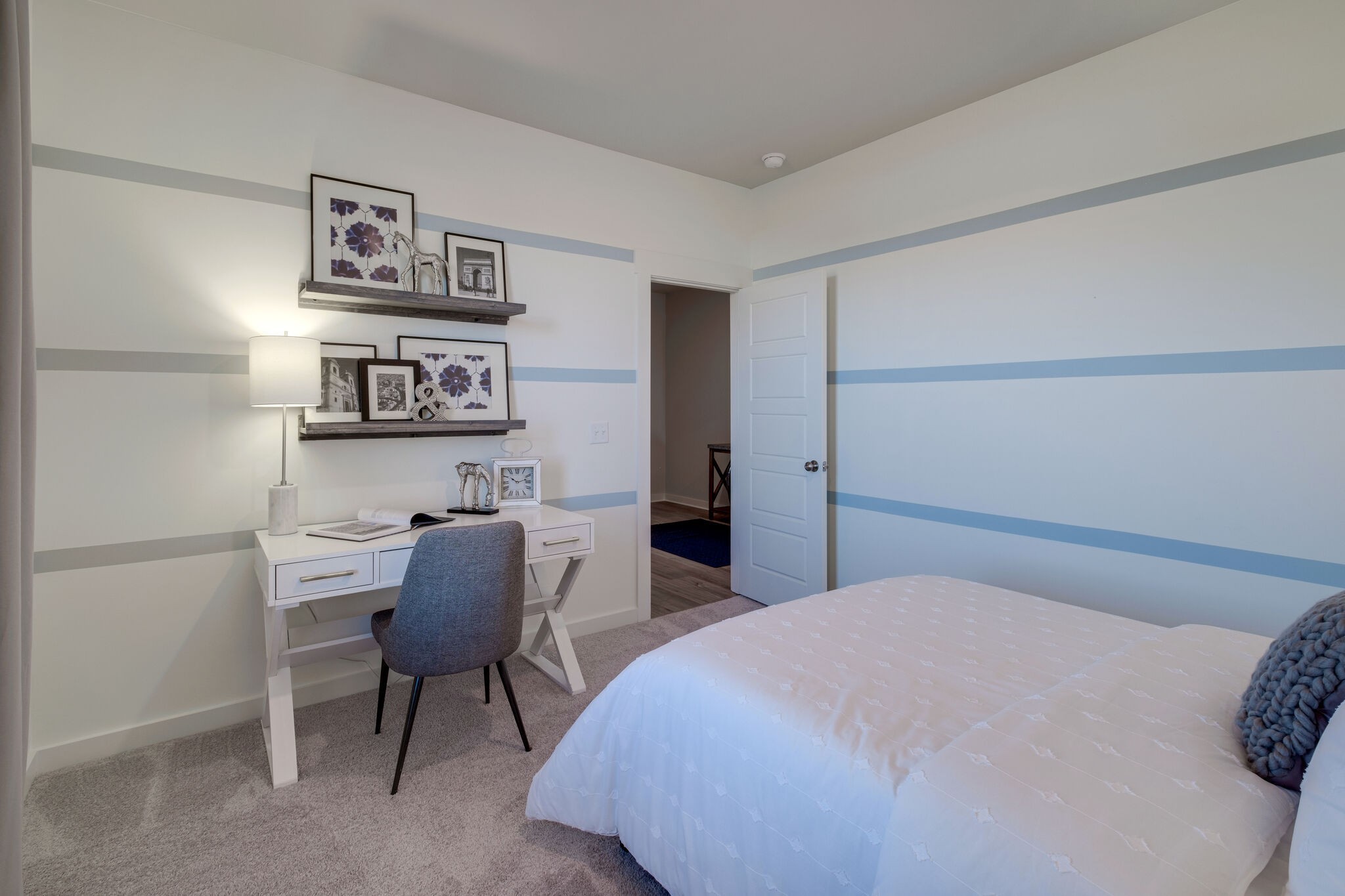 Image 19 of 31 For 415 1st Avenue 103-b