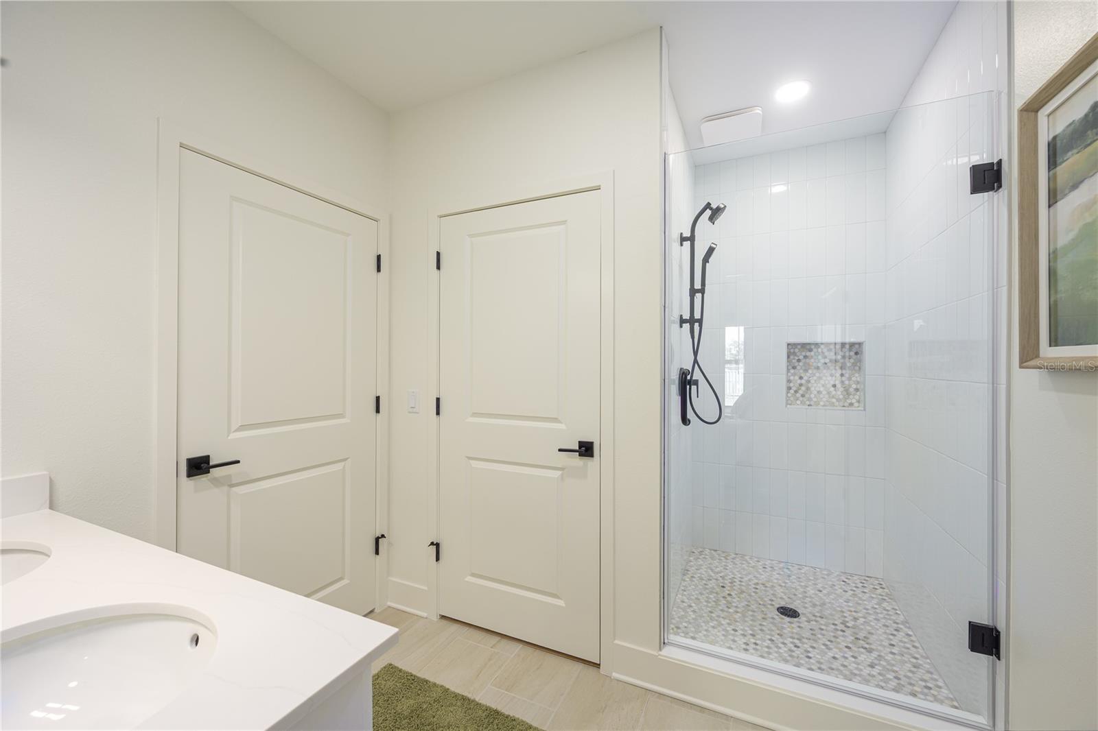 Image 23 of 31 For 415 1st Avenue 103-b