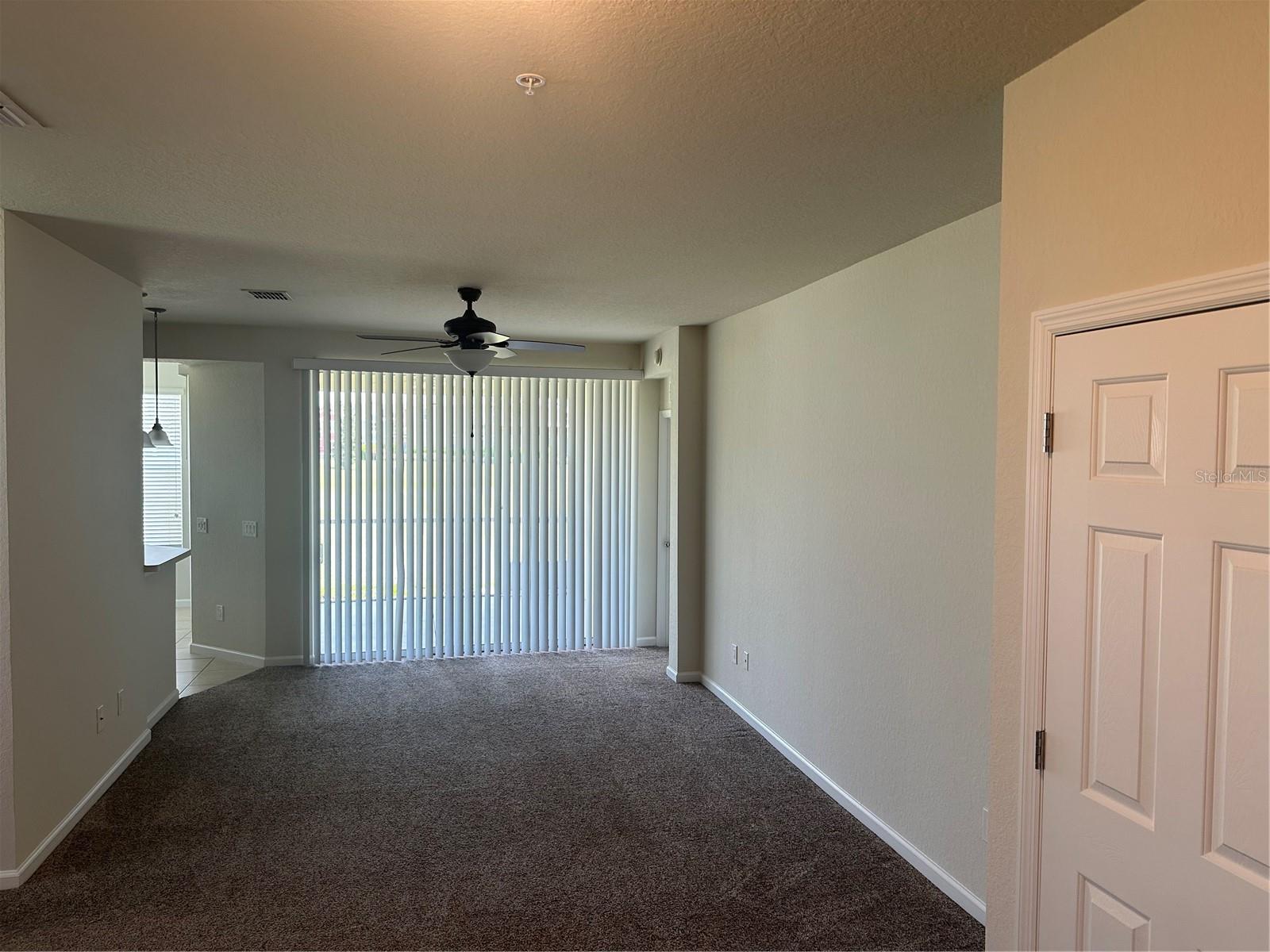 Image 12 of 32 For 4401 52nd Circle 101