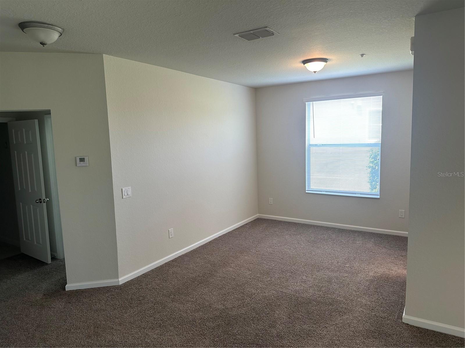 Image 13 of 32 For 4401 52nd Circle 101