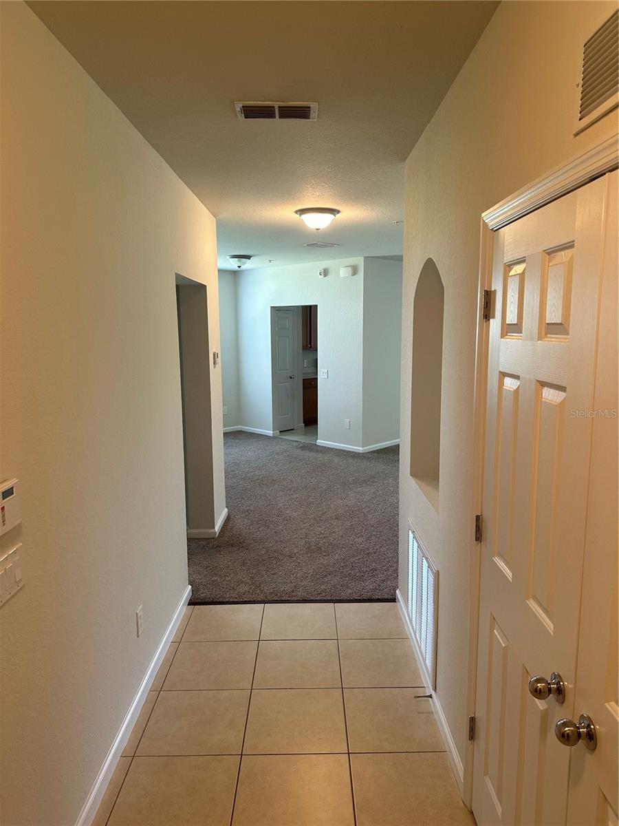 Image 6 of 32 For 4401 52nd Circle 101
