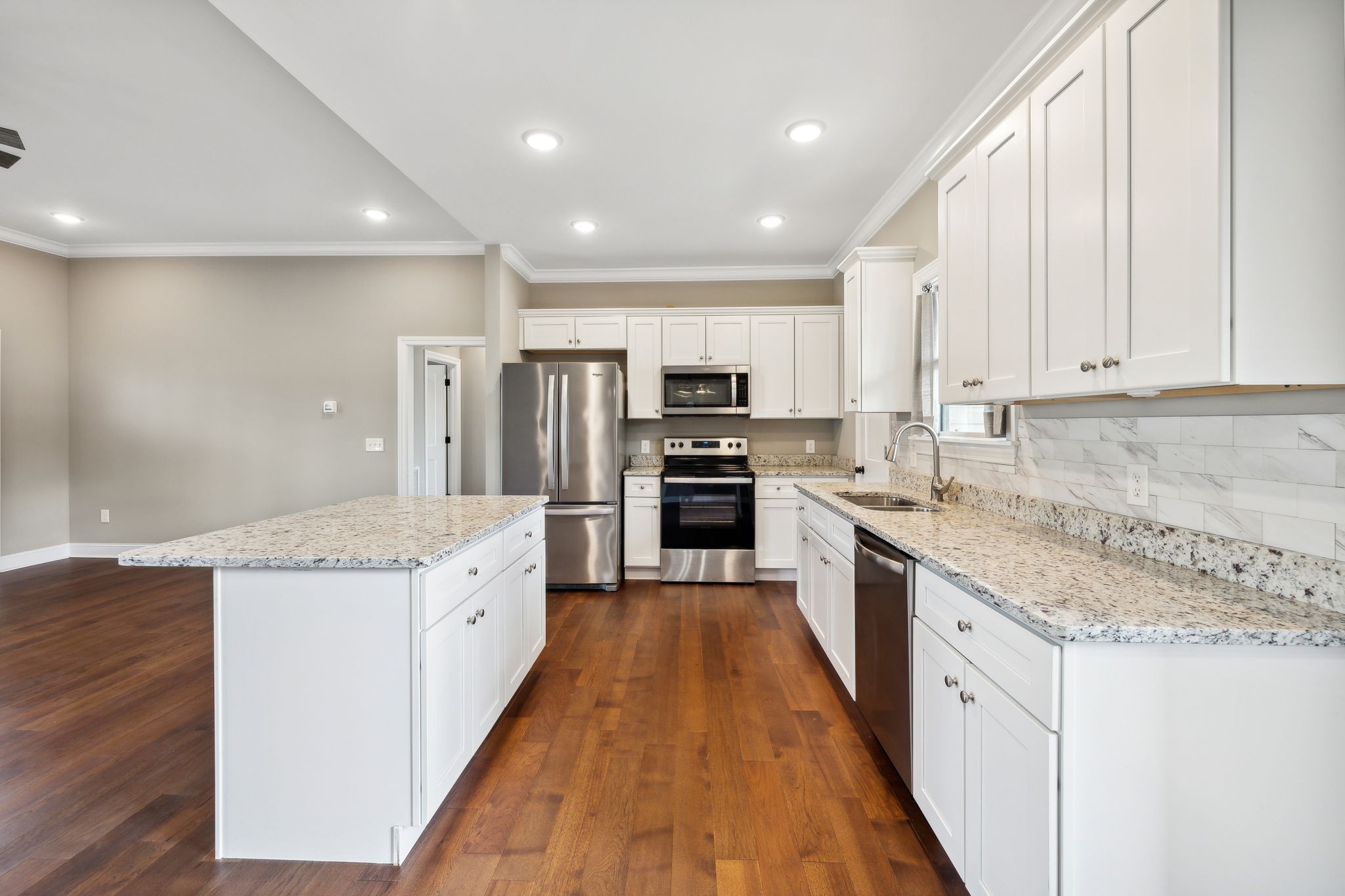Image 10 of 69 For 6211 126th Street