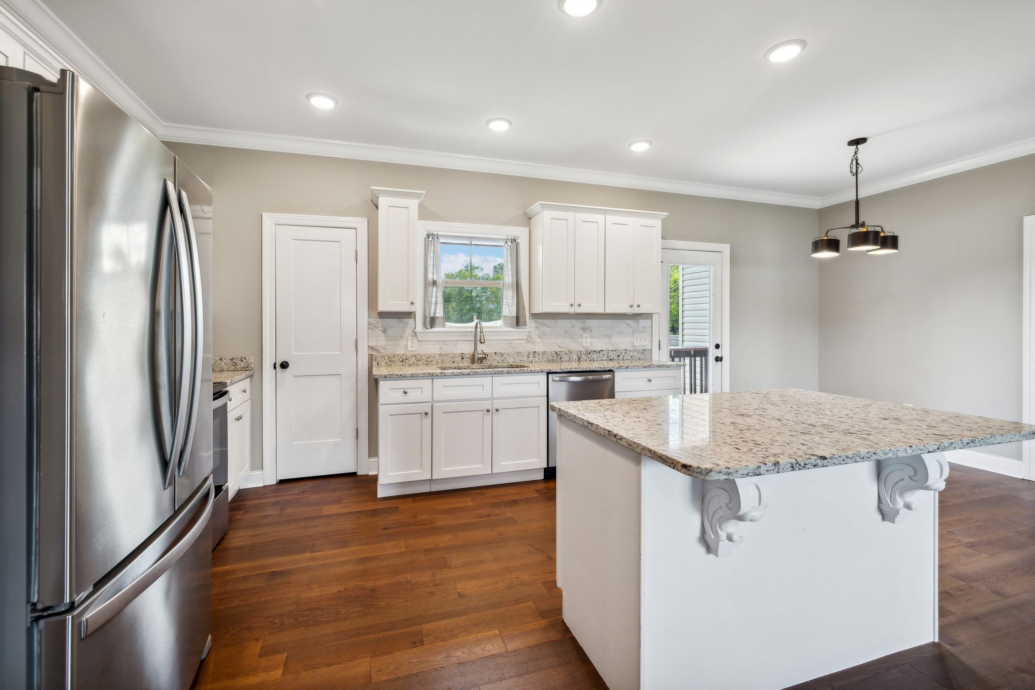 Image 11 of 69 For 6211 126th Street