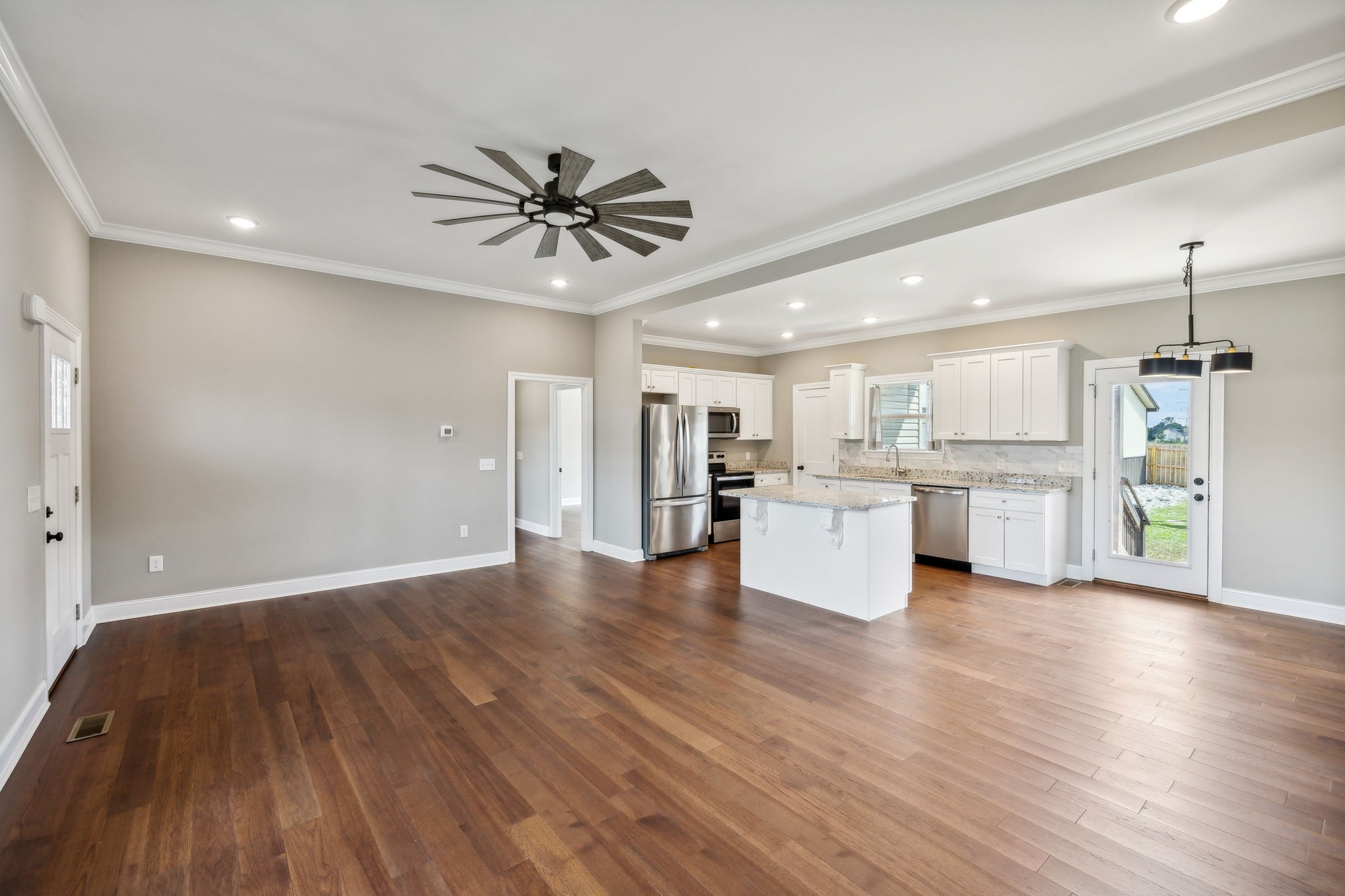 Image 14 of 69 For 6211 126th Street