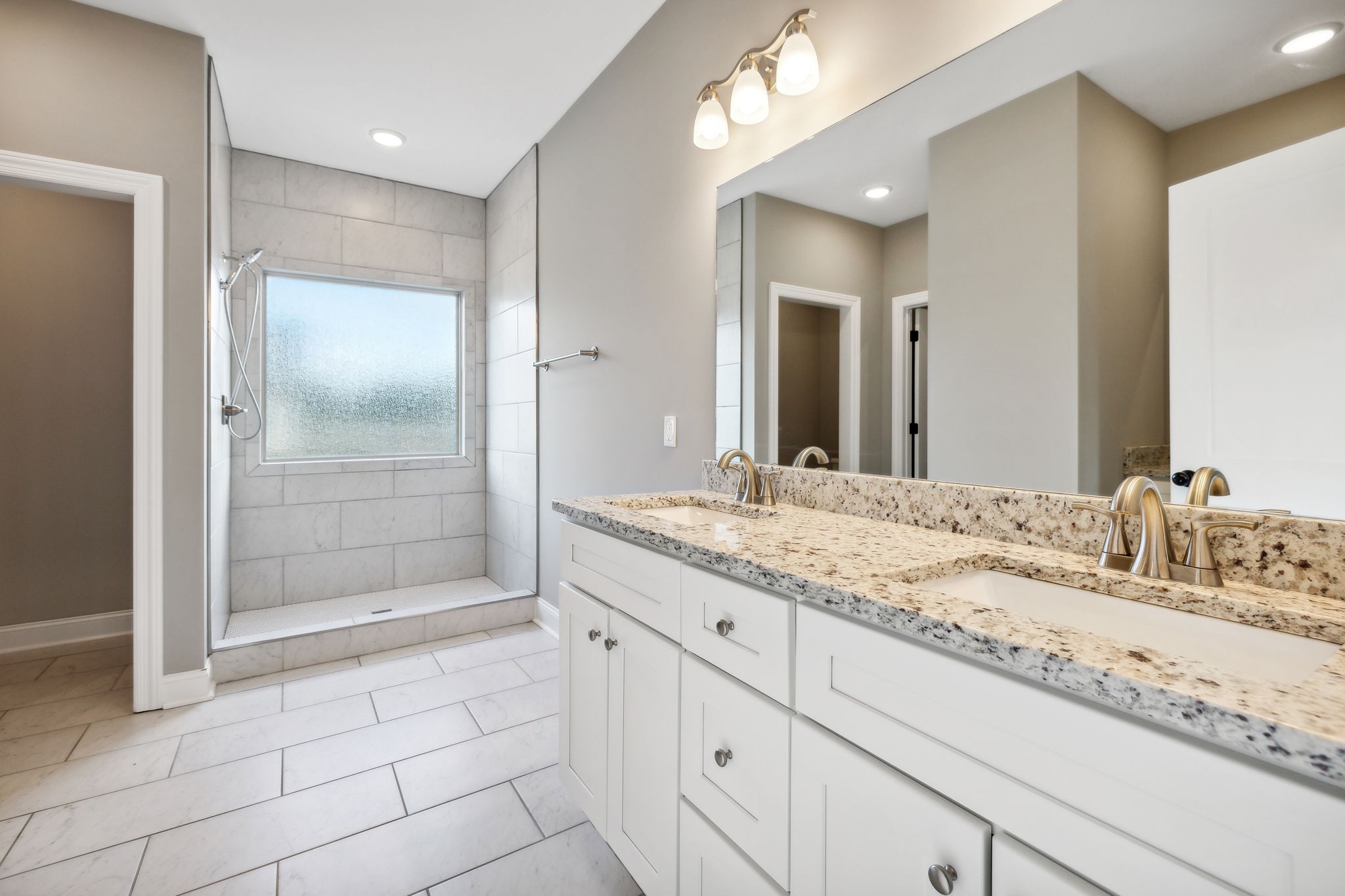 Image 21 of 69 For 6211 126th Street