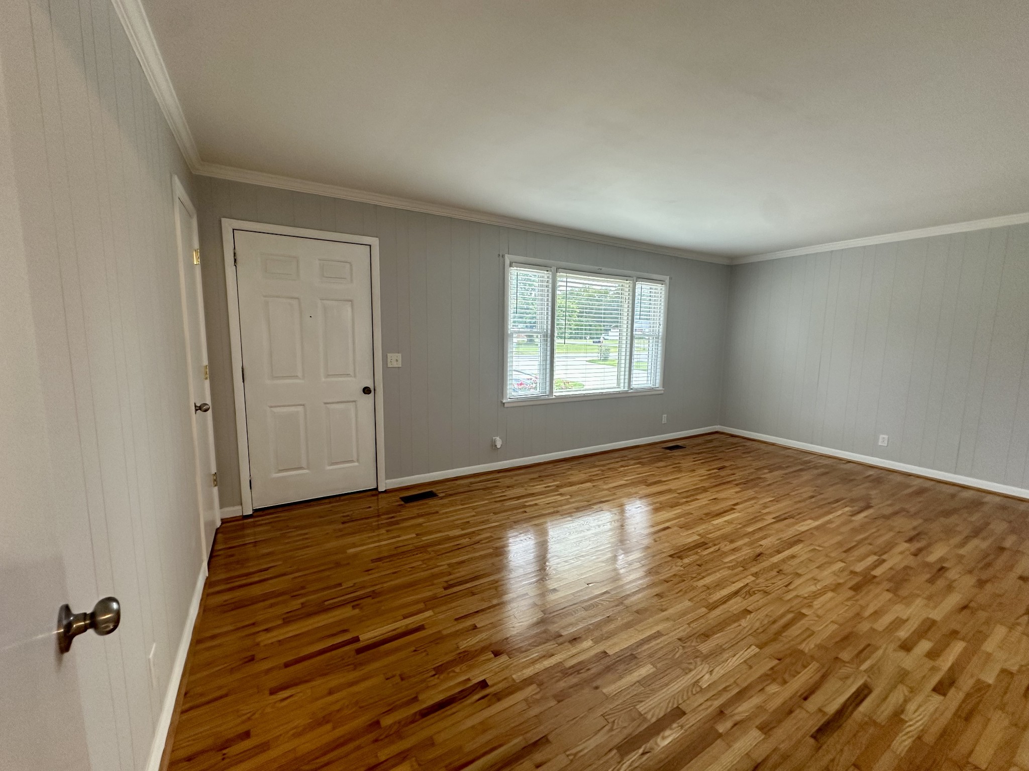 Image 5 of 20 For 4683 88th Lane