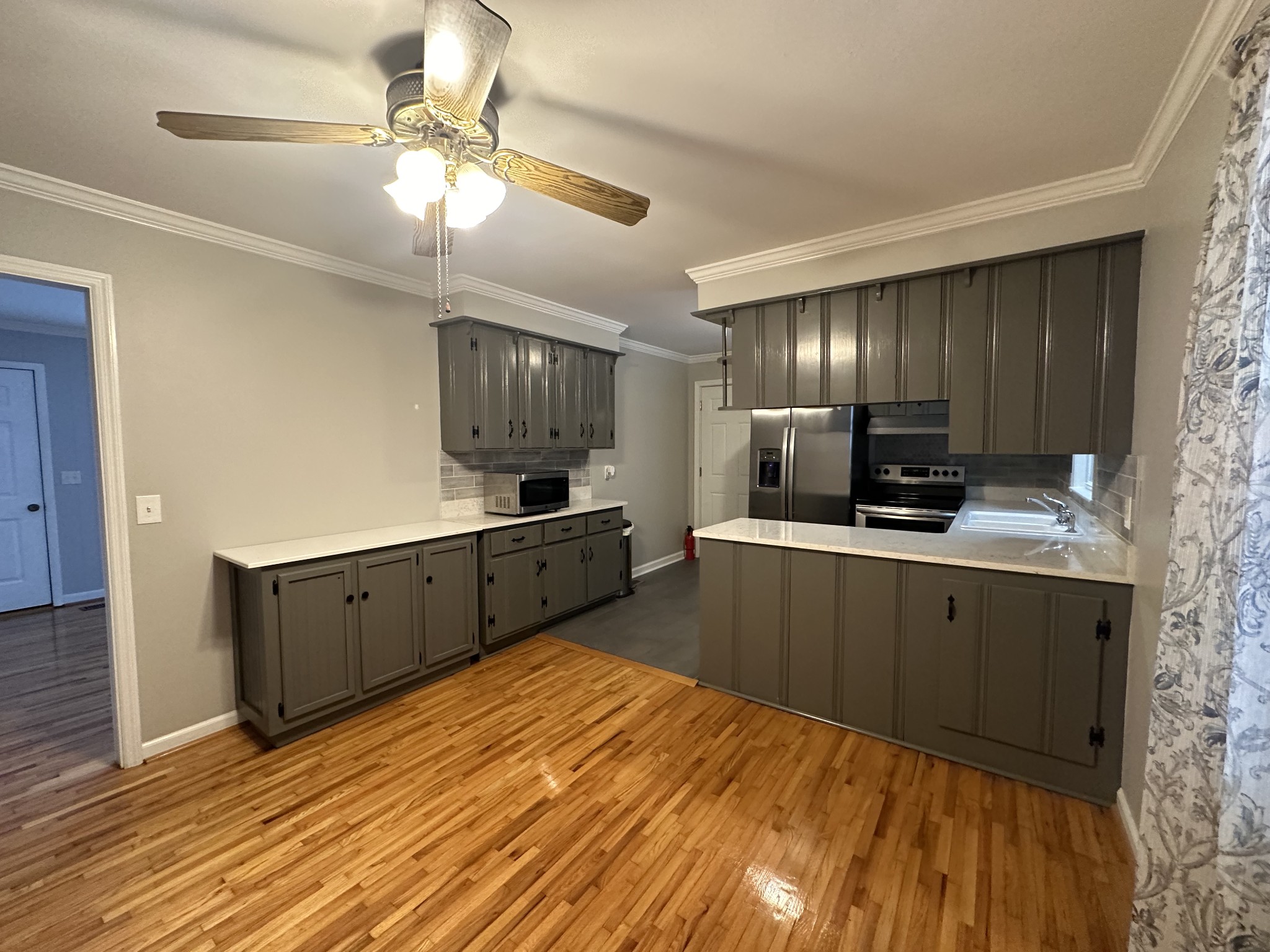 Image 6 of 20 For 4683 88th Lane