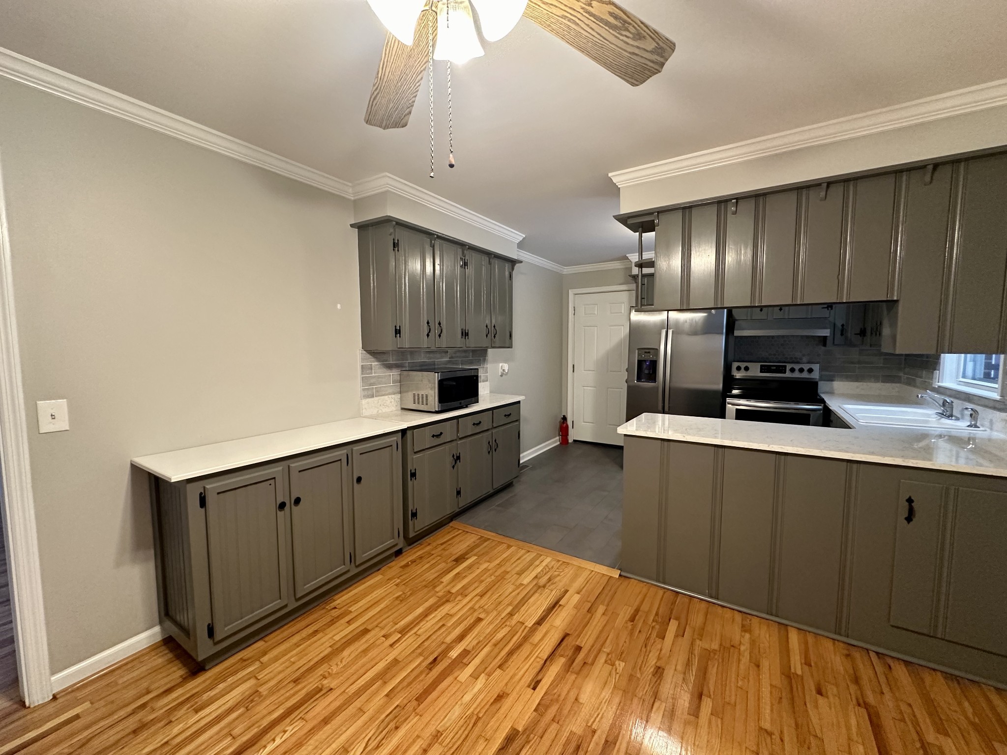 Image 8 of 20 For 4683 88th Lane