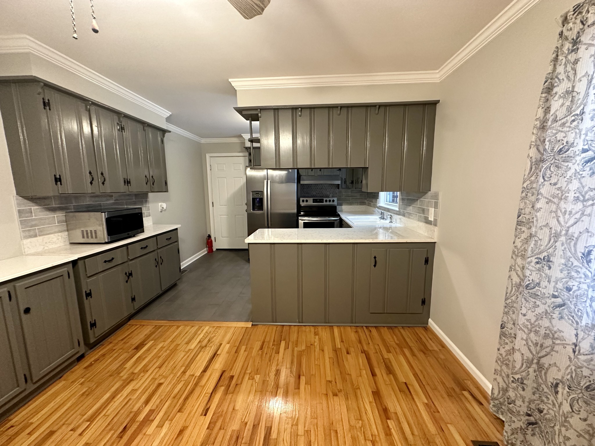 Image 9 of 20 For 4683 88th Lane
